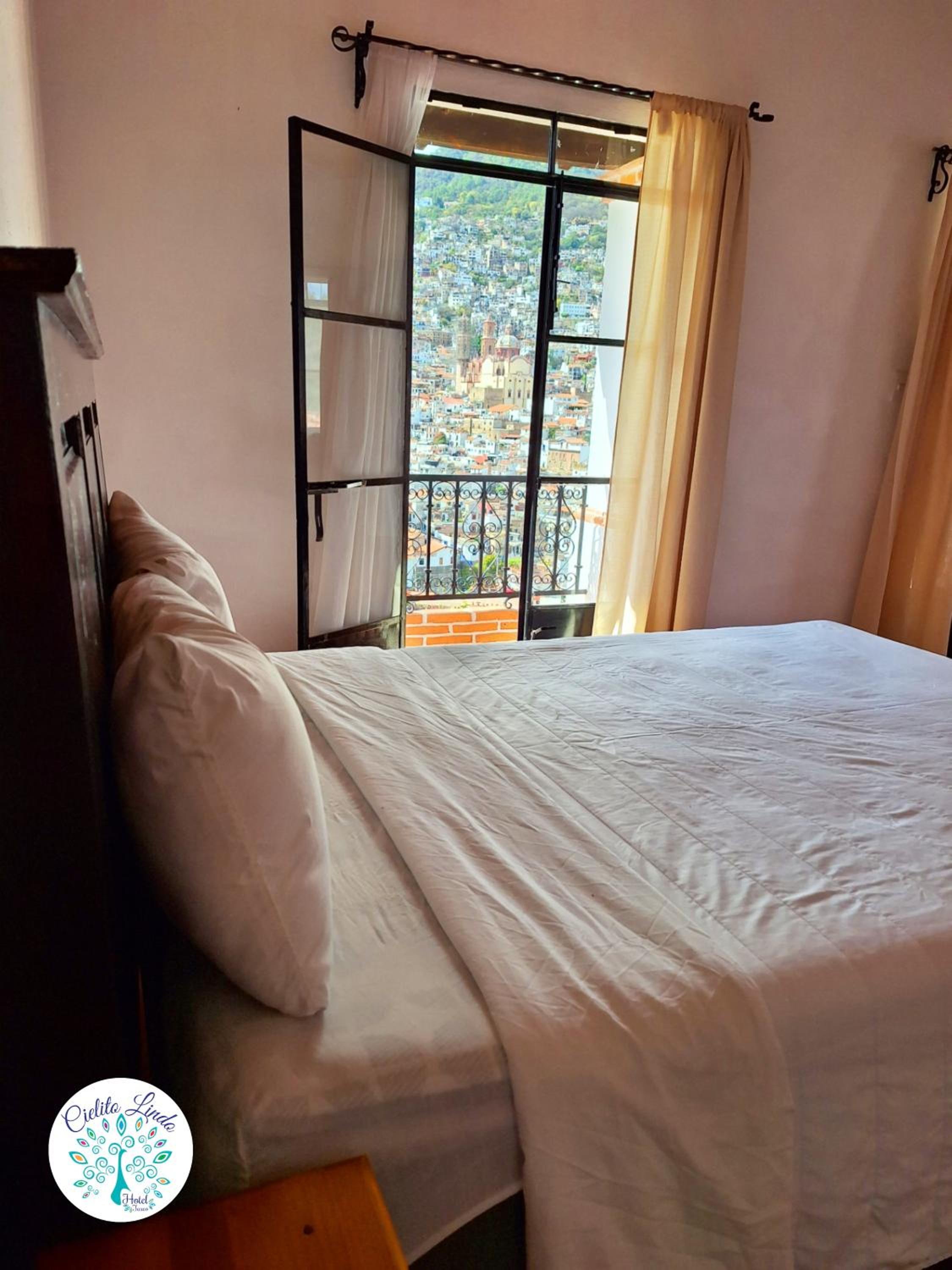 Triple Room with Balcony photo 2