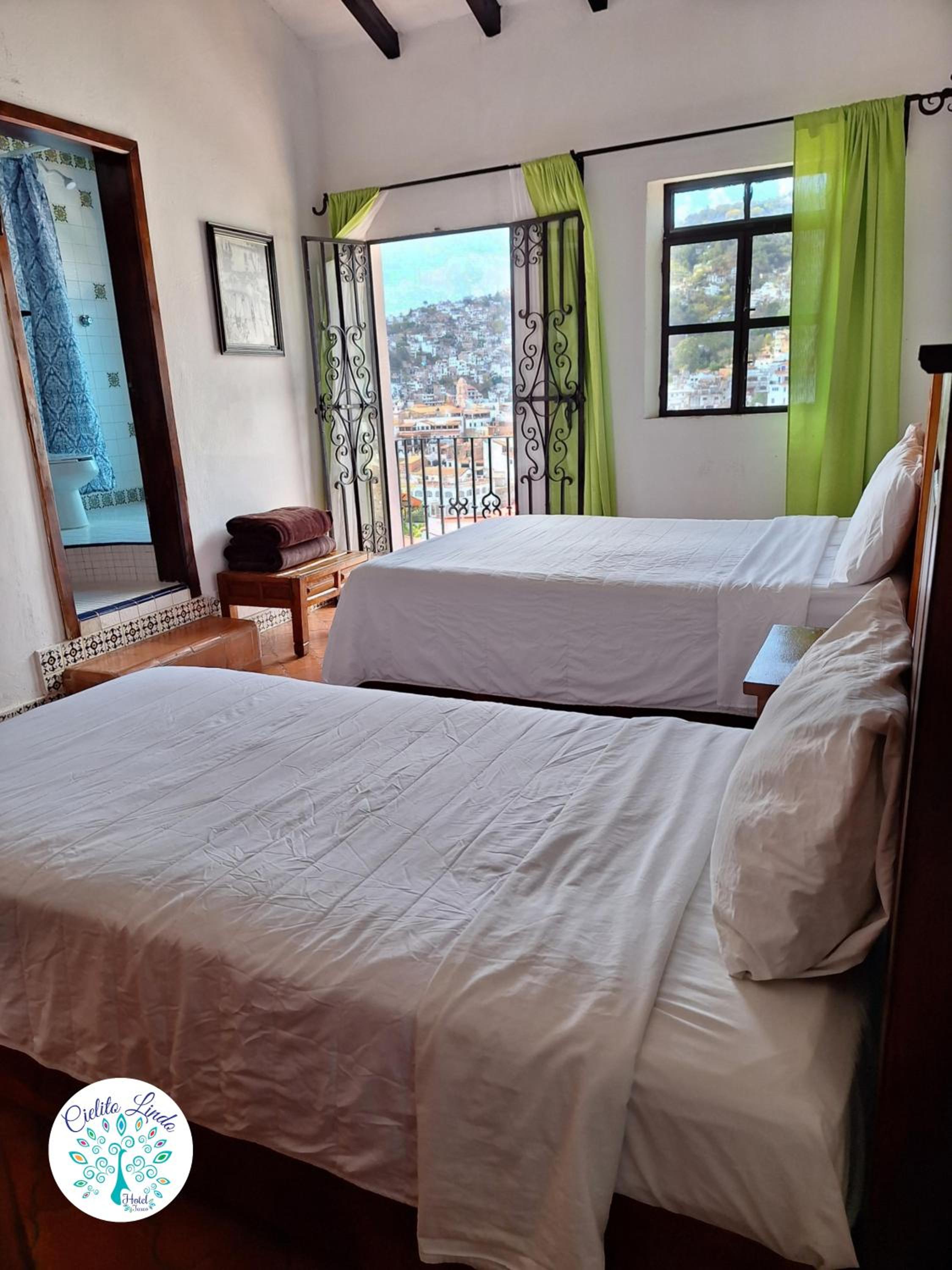Triple Room with Balcony photo 3