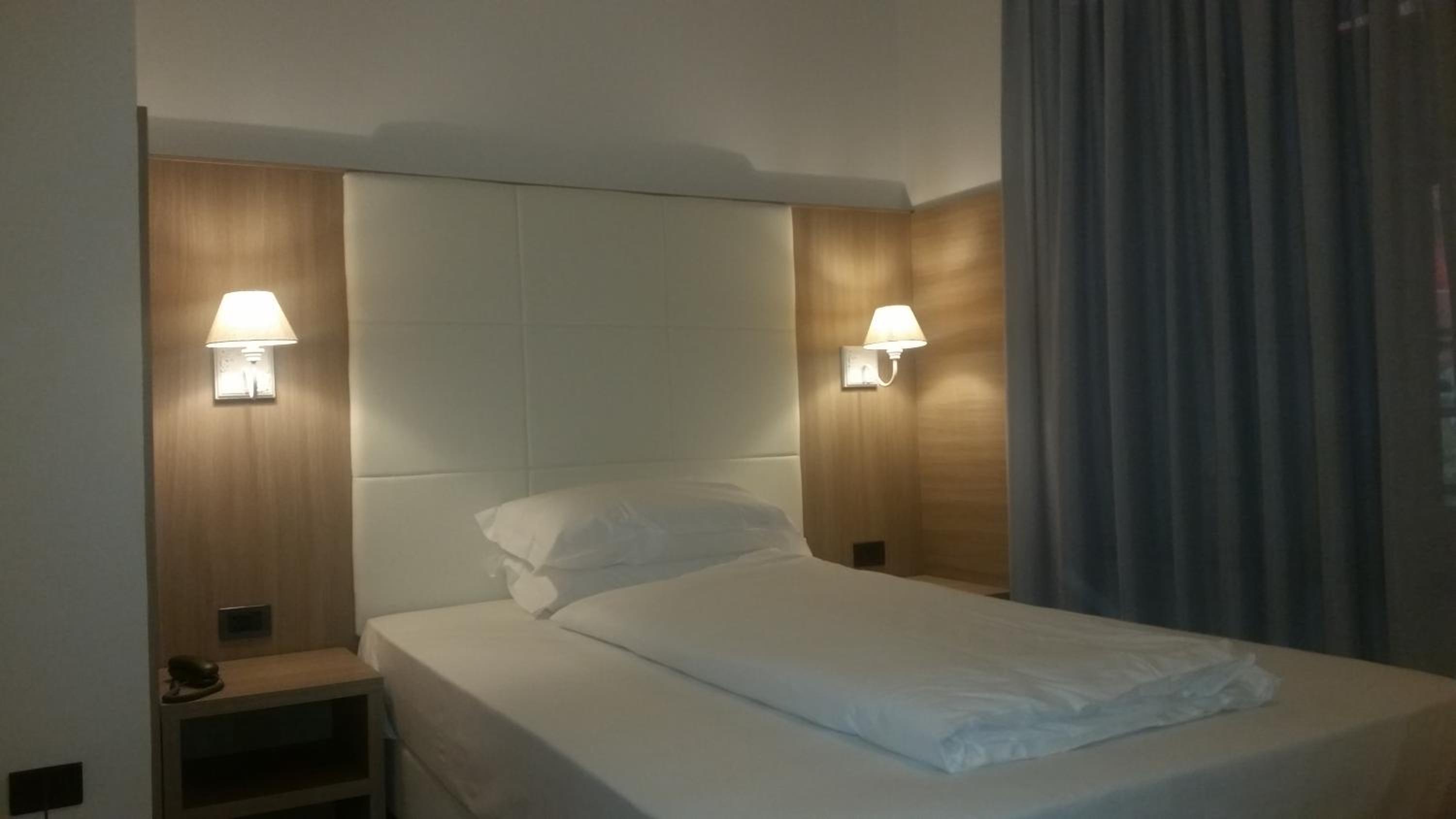Single Room photo 2