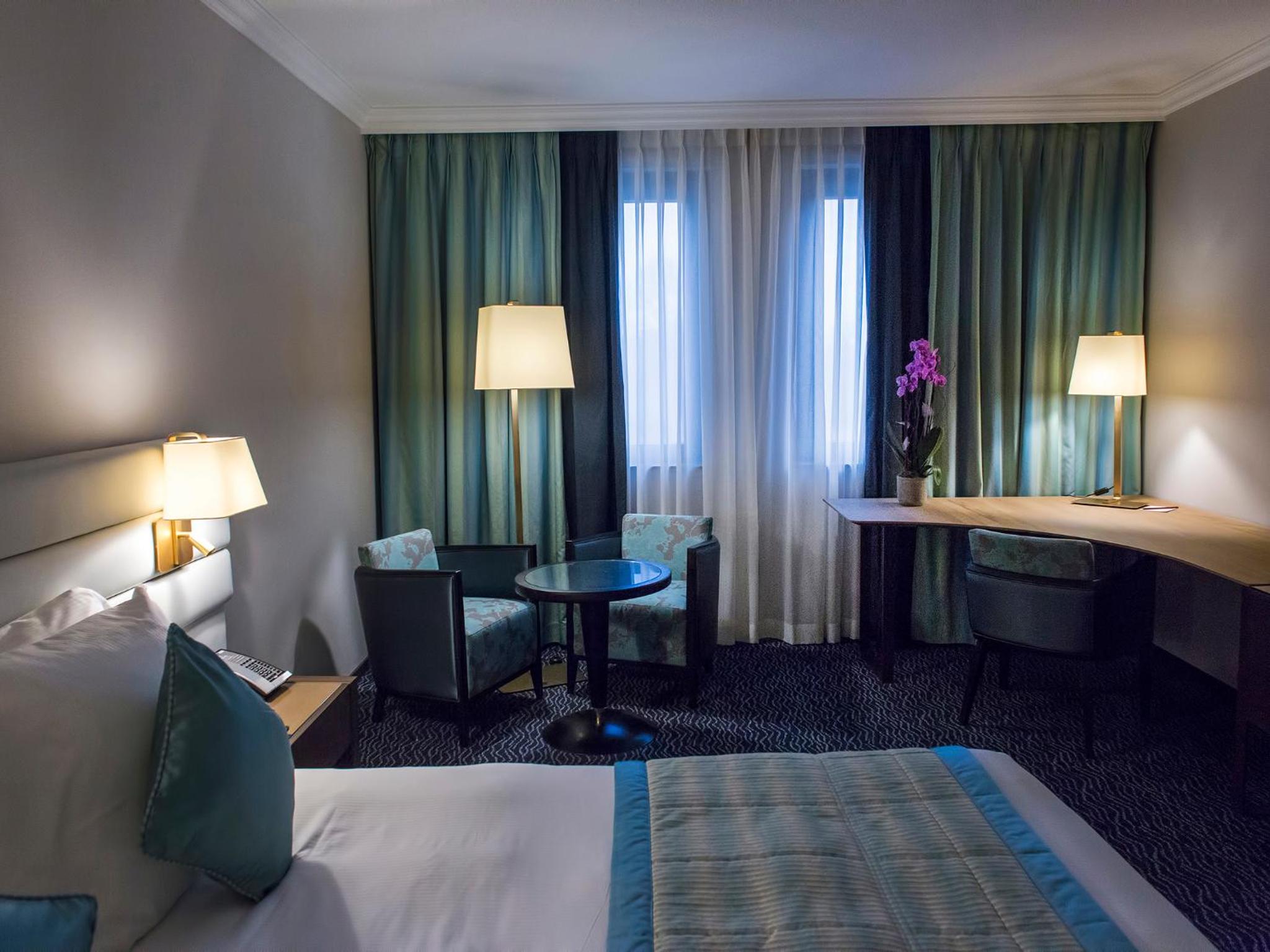 Traditional Double Room or Twin Room - Photo 1
