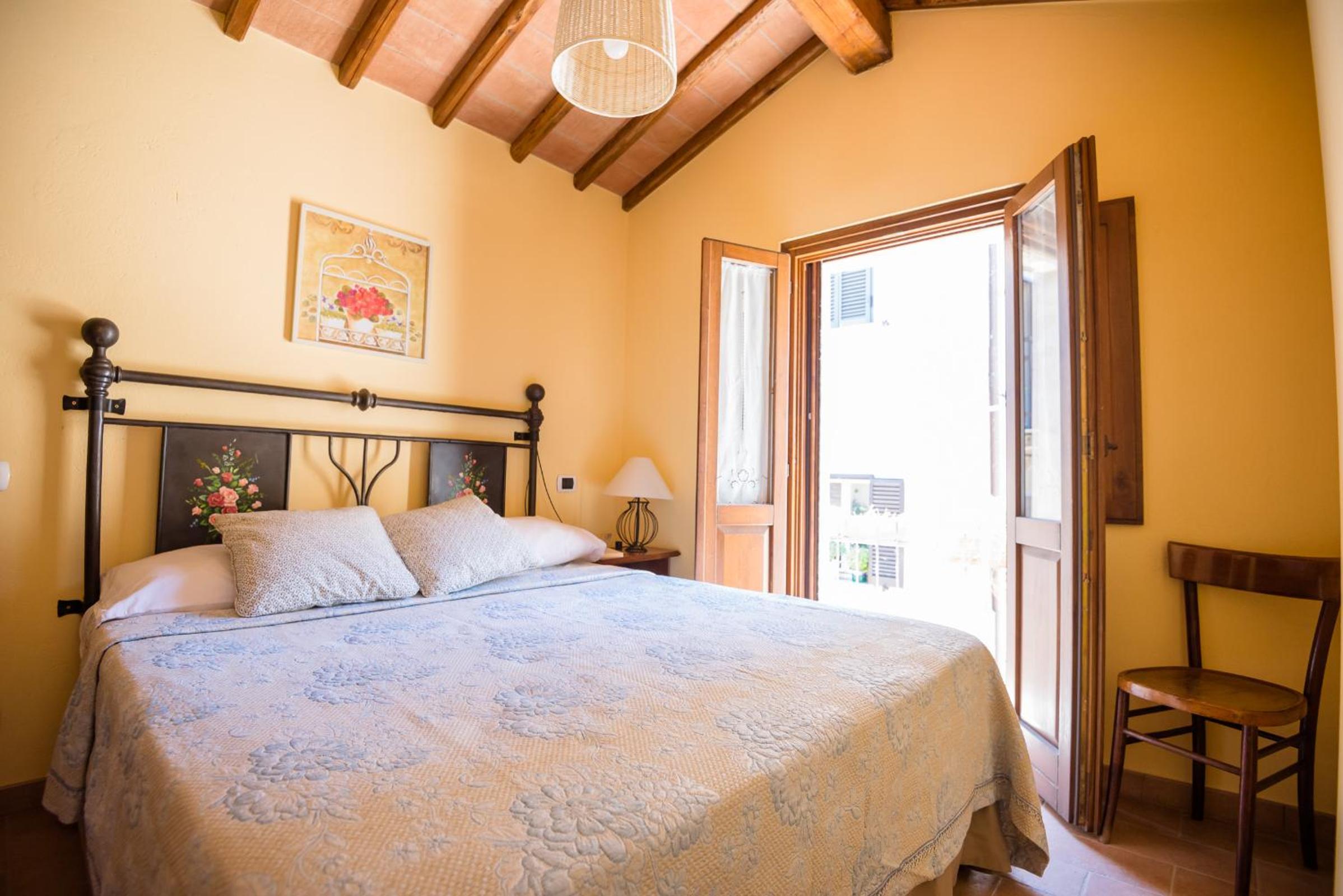 Maisonette photo 1