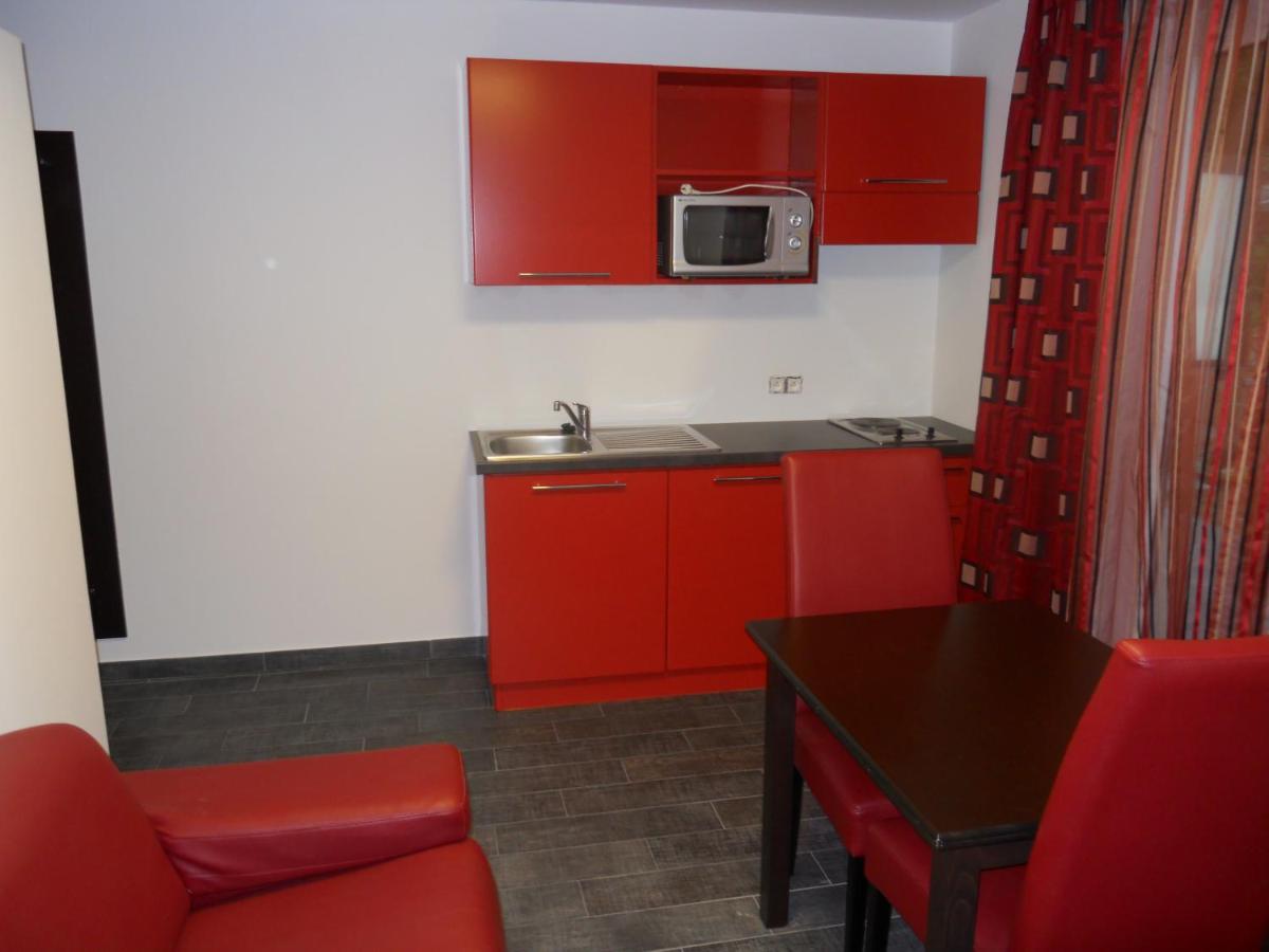 One-Bedroom Apartment (2 Adults) photo 3
