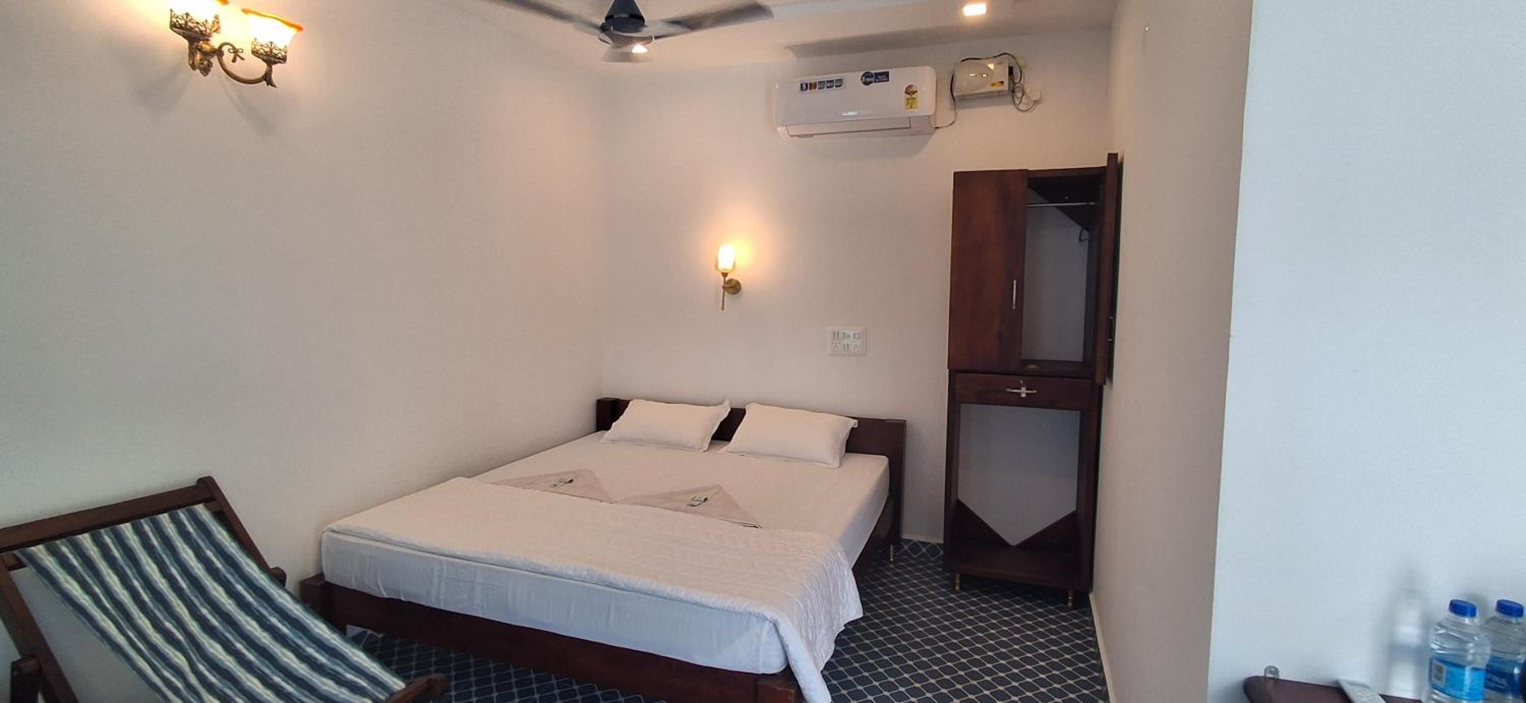 Deluxe Double Room with Extra Bed photo 1