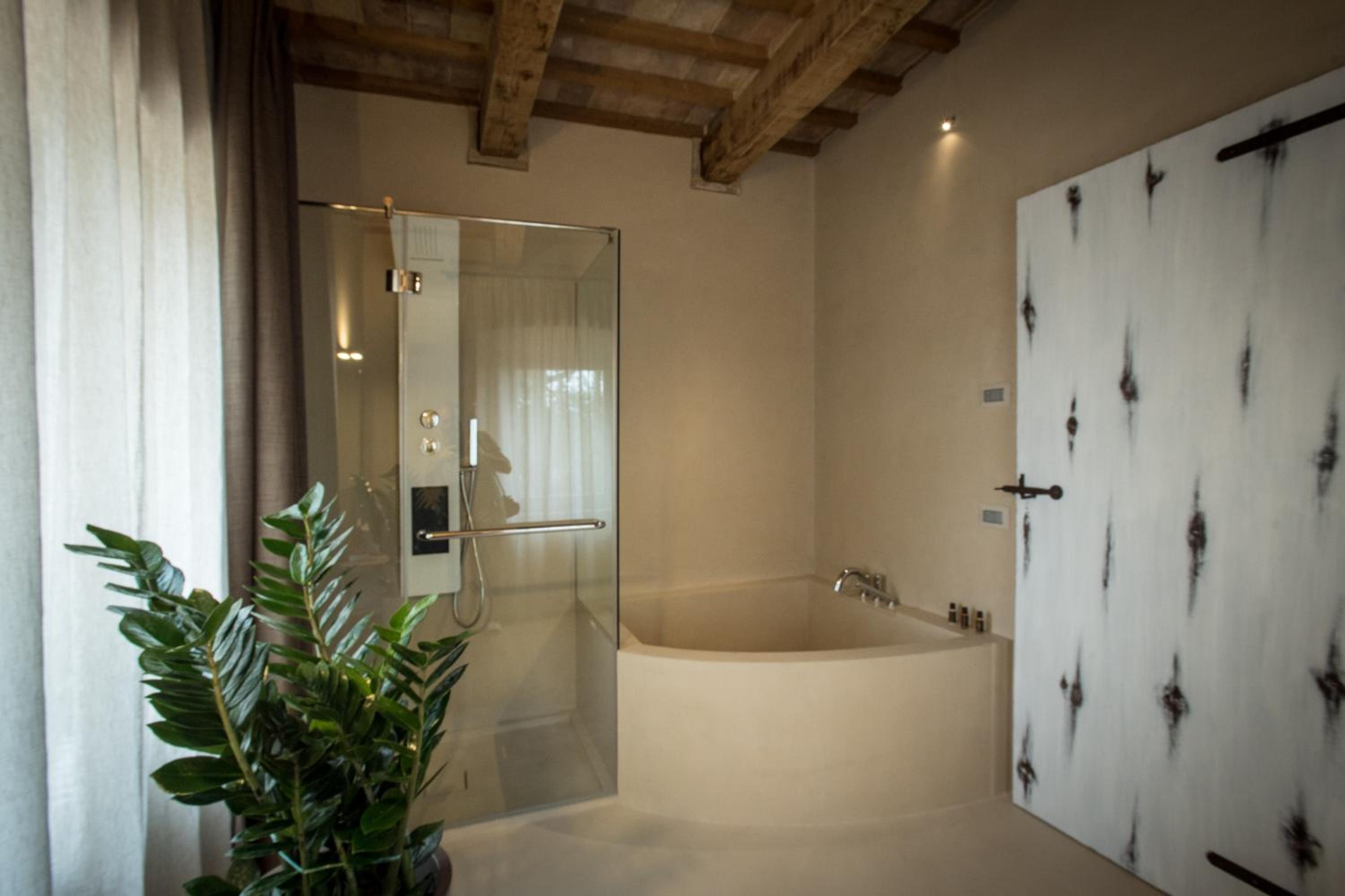 Suite with Terrace photo 3