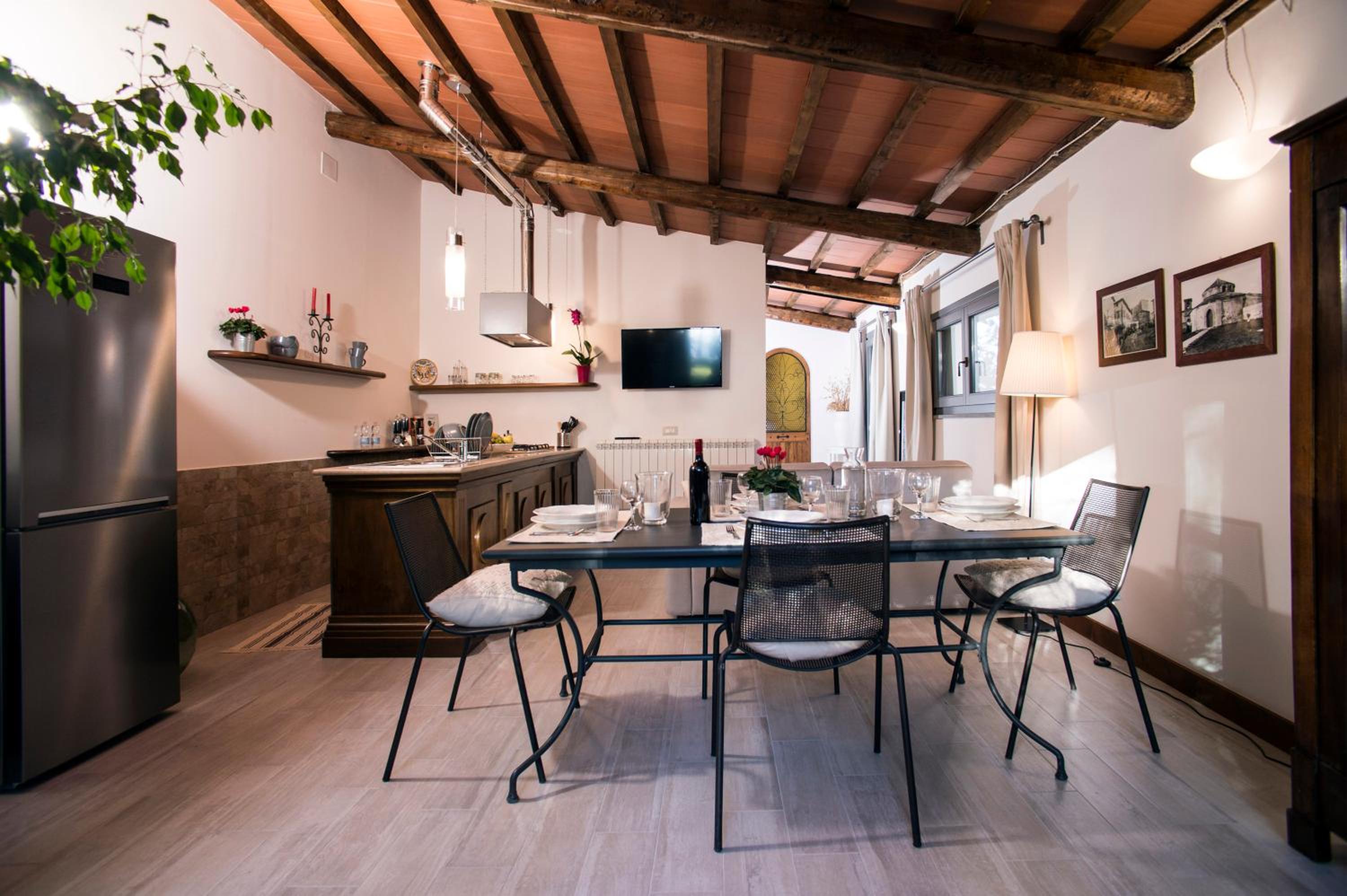 One-Bedroom Apartment - Photo 15