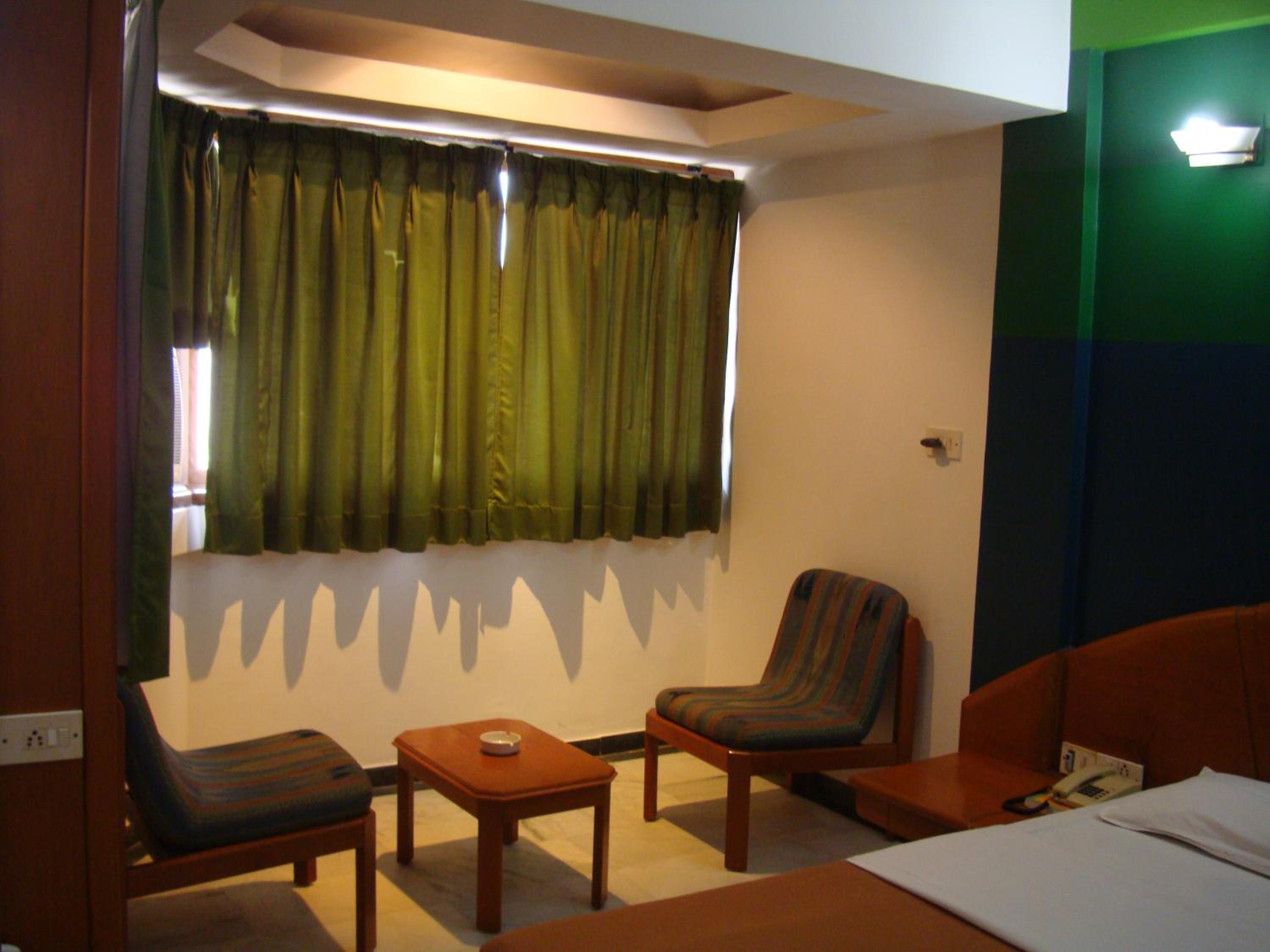 Suite - Photo 10