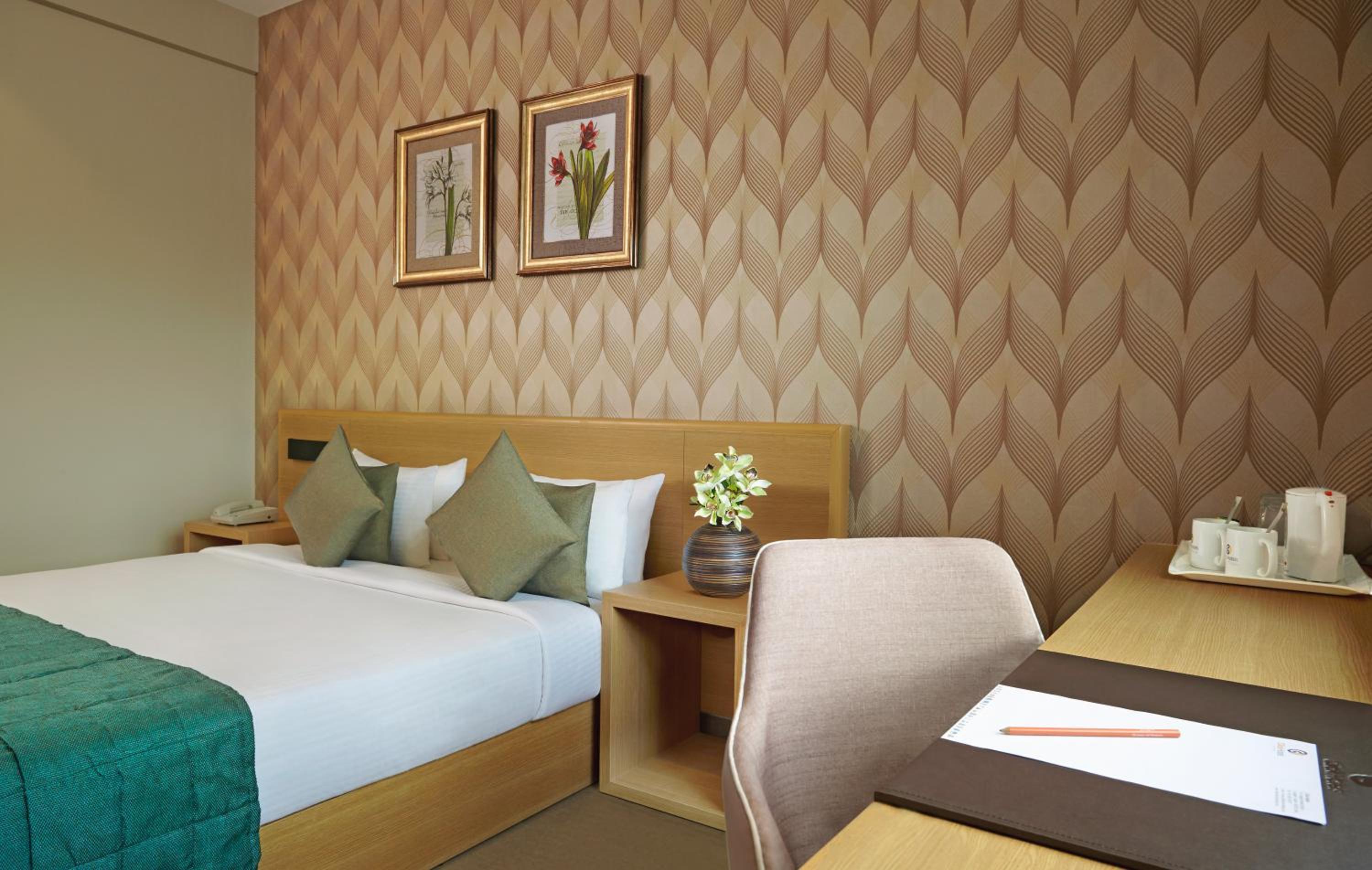 Deluxe Double or Twin Room - 10% off on Laundry, 10% off on FNB, Complimentary Drivers accommodations photo 1