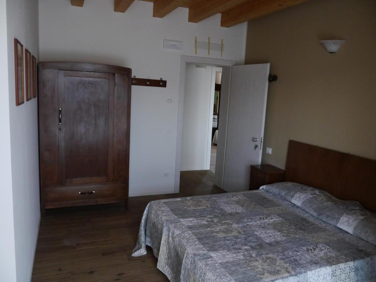 Double Room with Private Bathroom - Photo 3