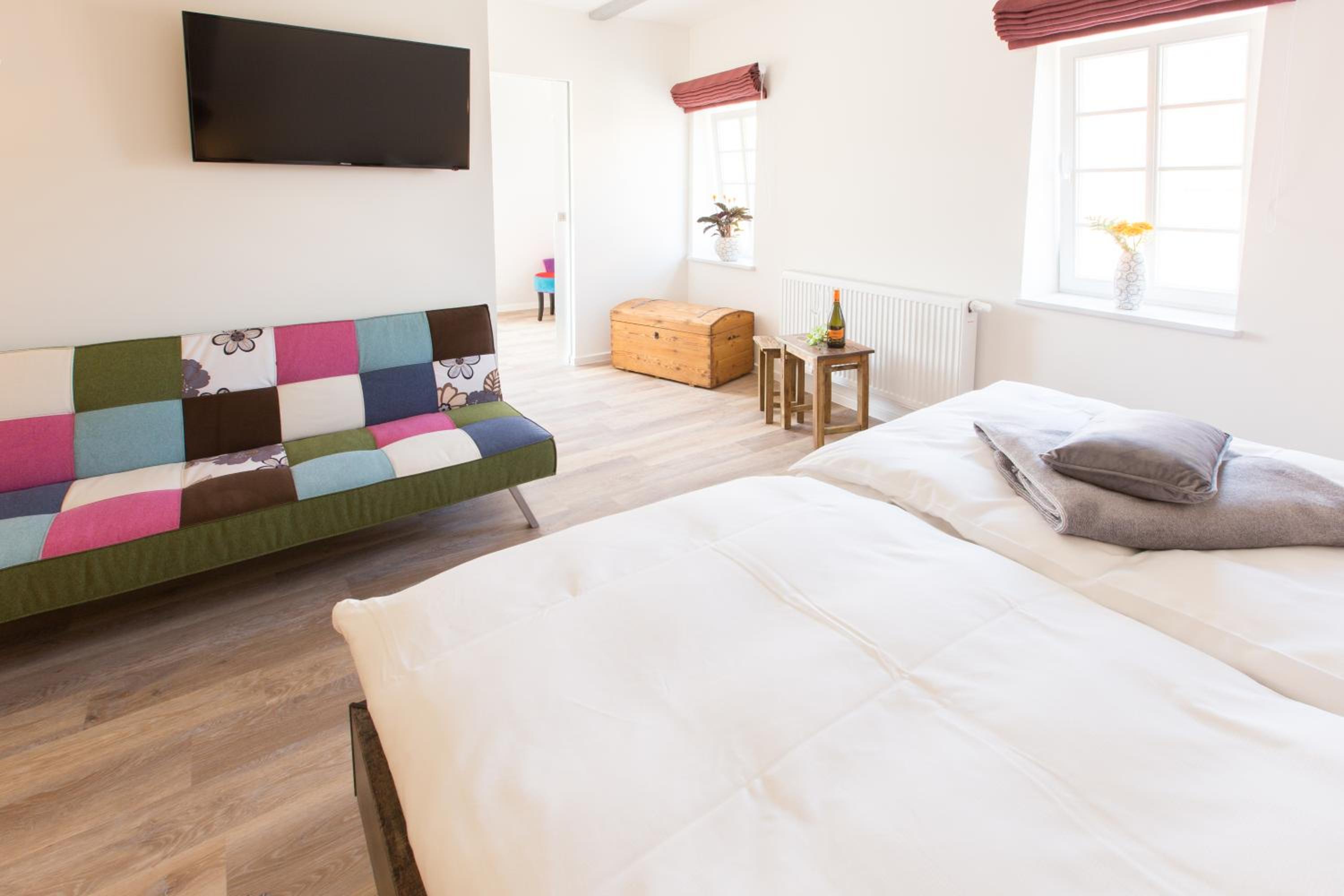 Standard Double Room - Photo 2