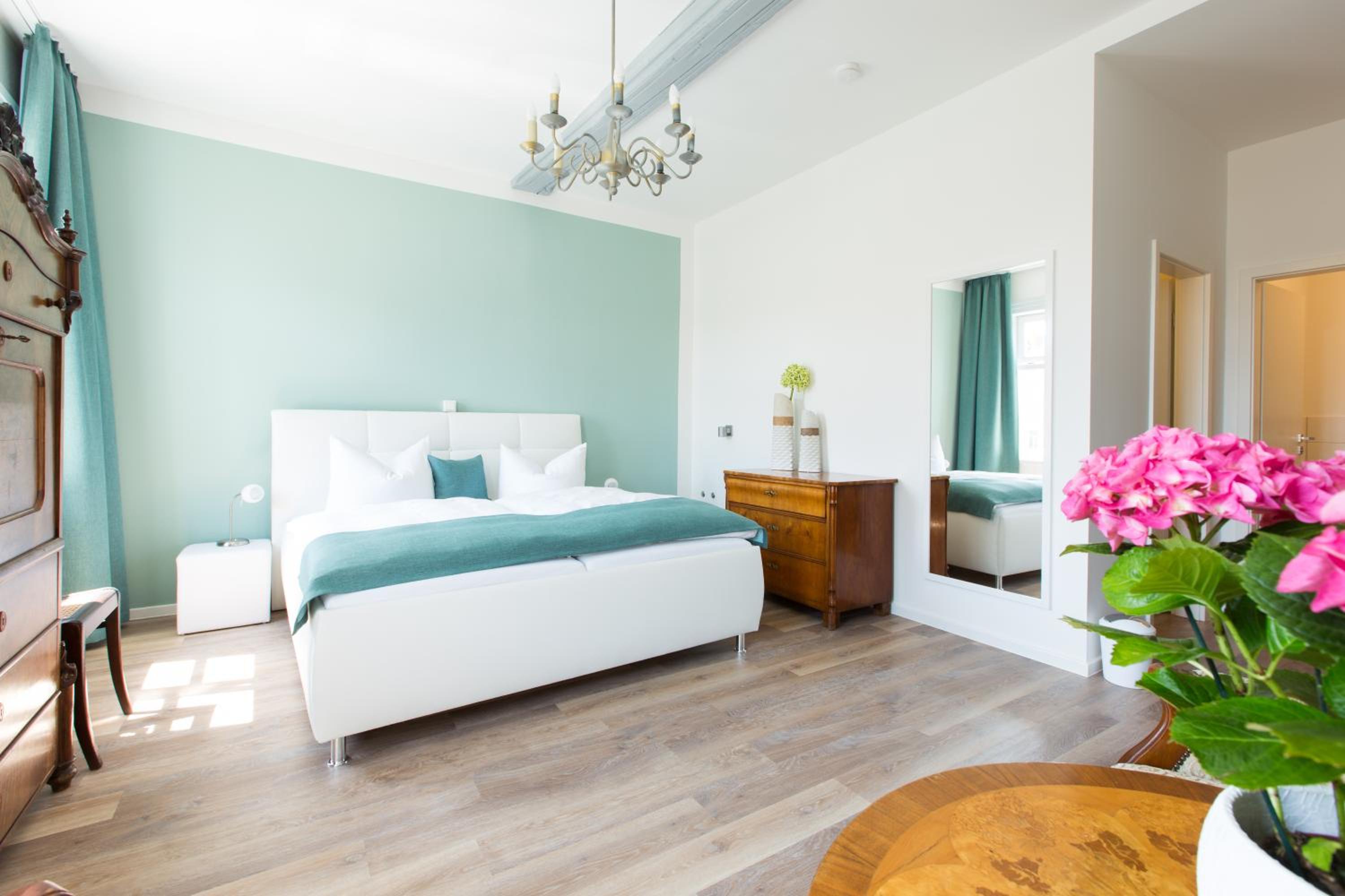 Standard Double Room - Photo 1
