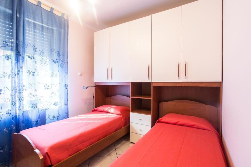 Twin Room with Private Bathroom photo 3