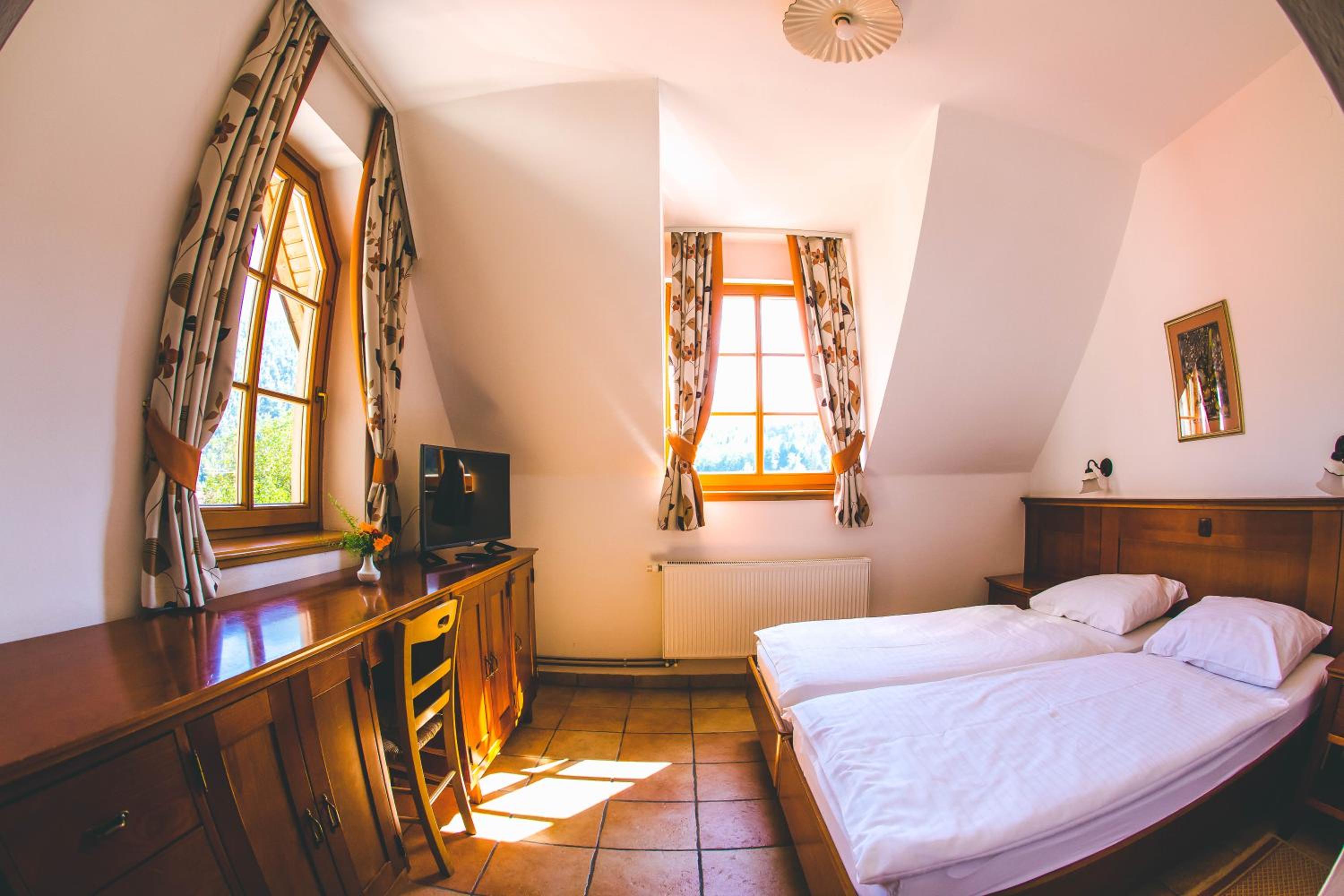 Standard Double Room - Photo 1