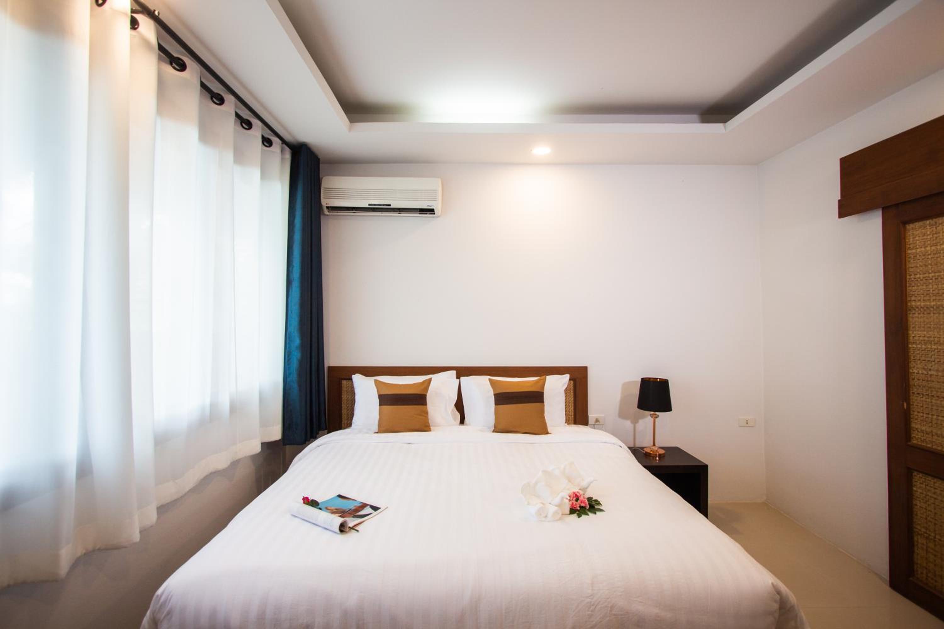 King Suite with Sea View - Photo 6