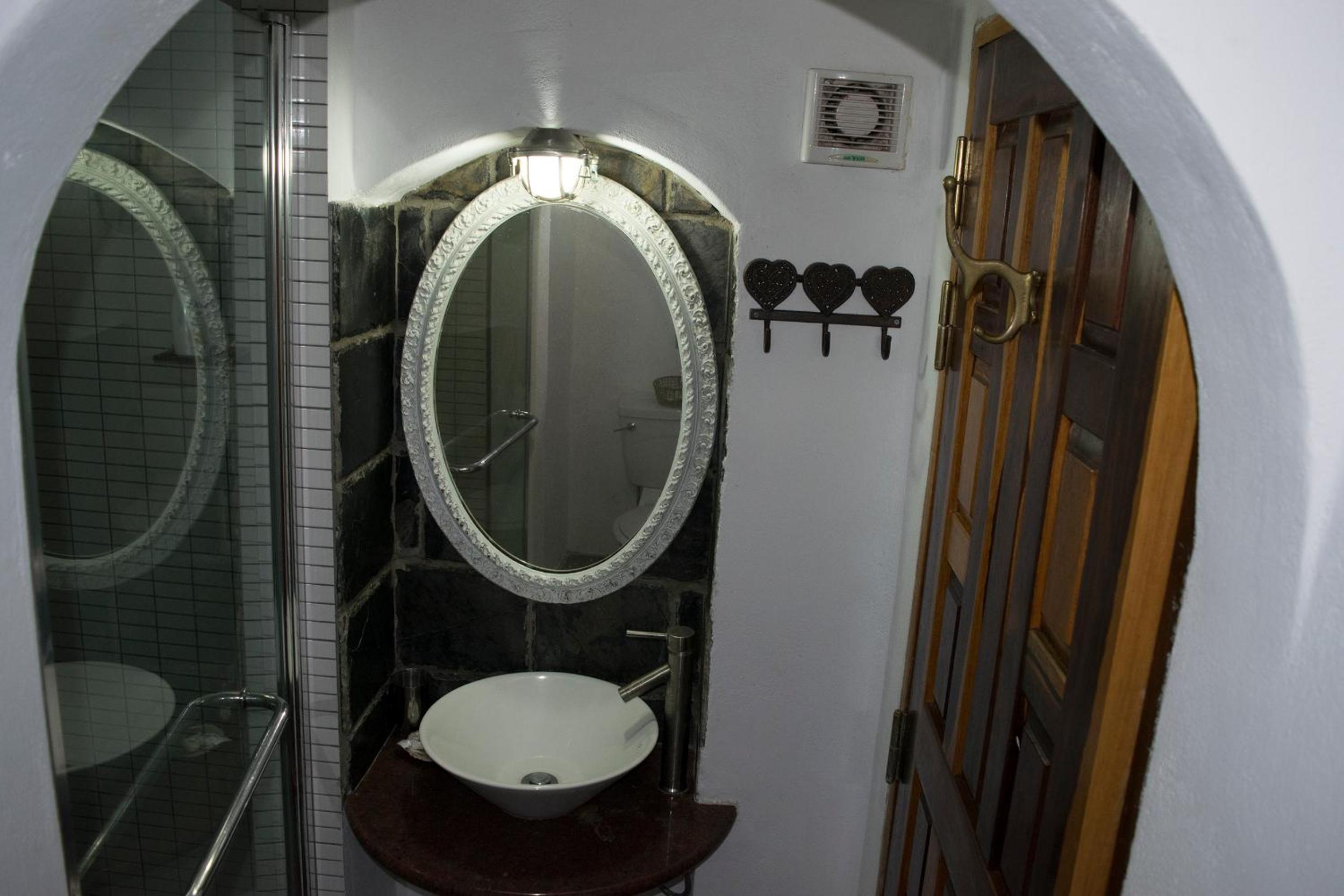 Two-Bedroom Apartment photo 2