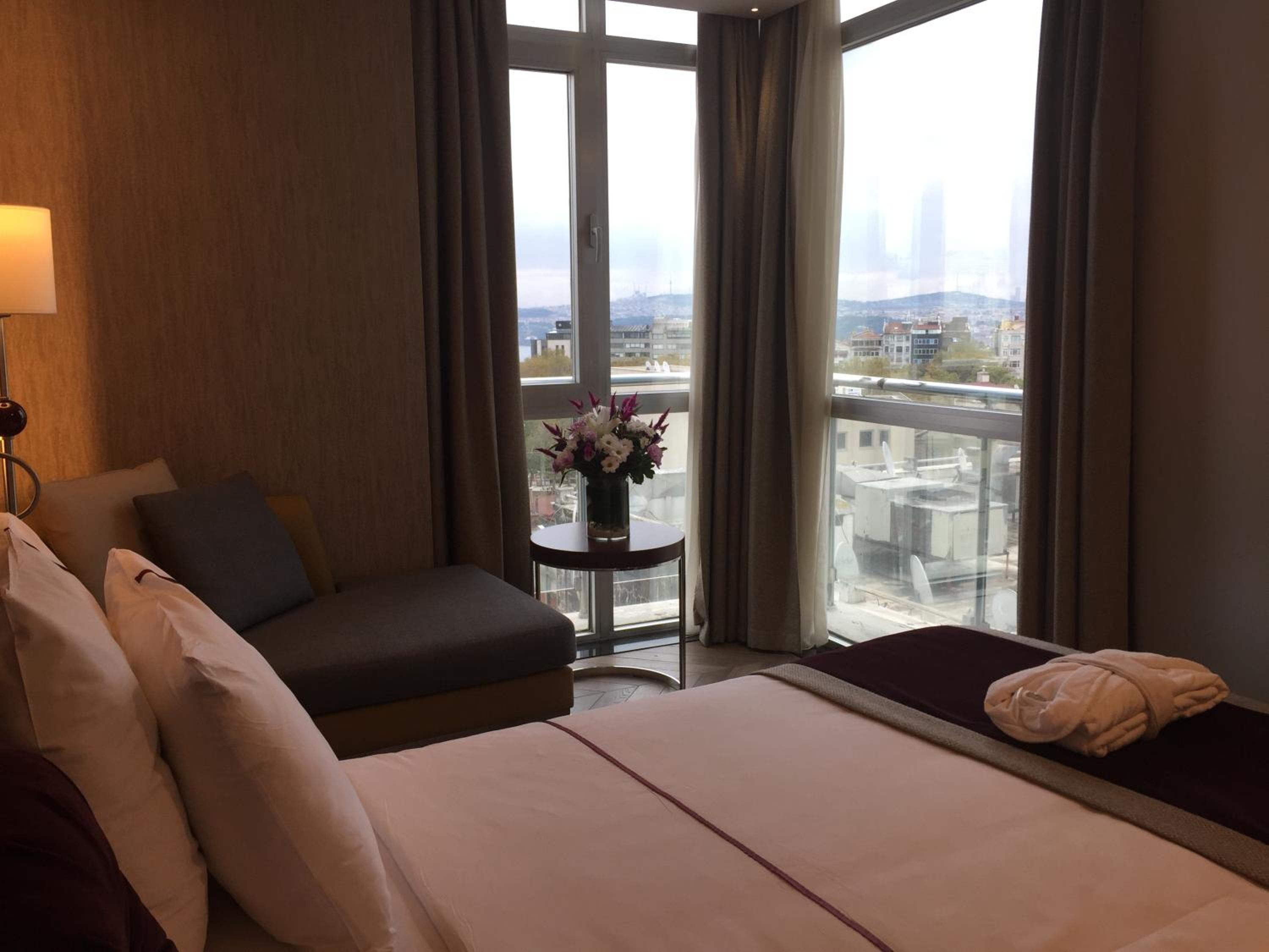 Deluxe Double Room with Bosphorus View - Free Access to Spa photo 3
