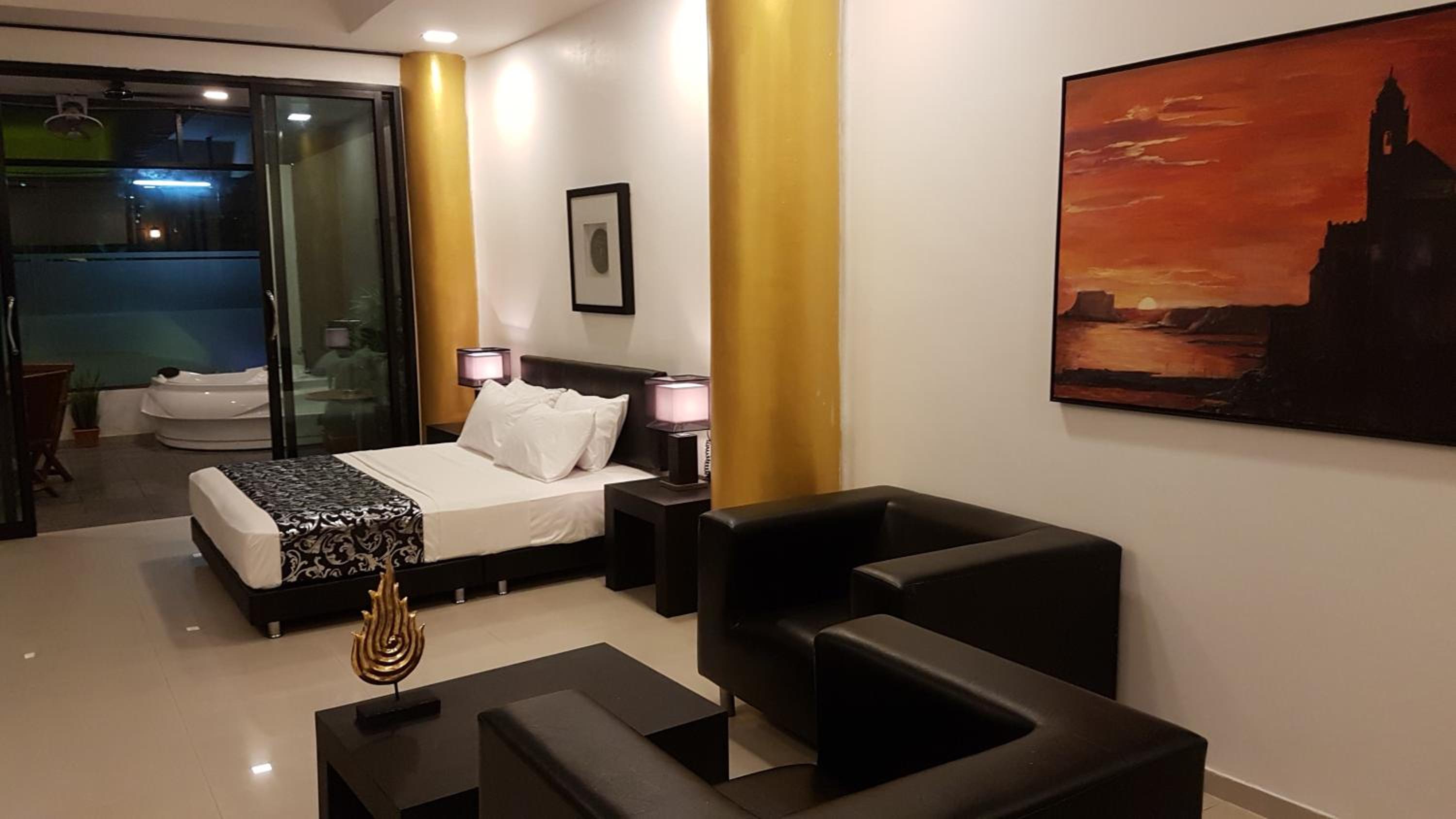Suite photo 1