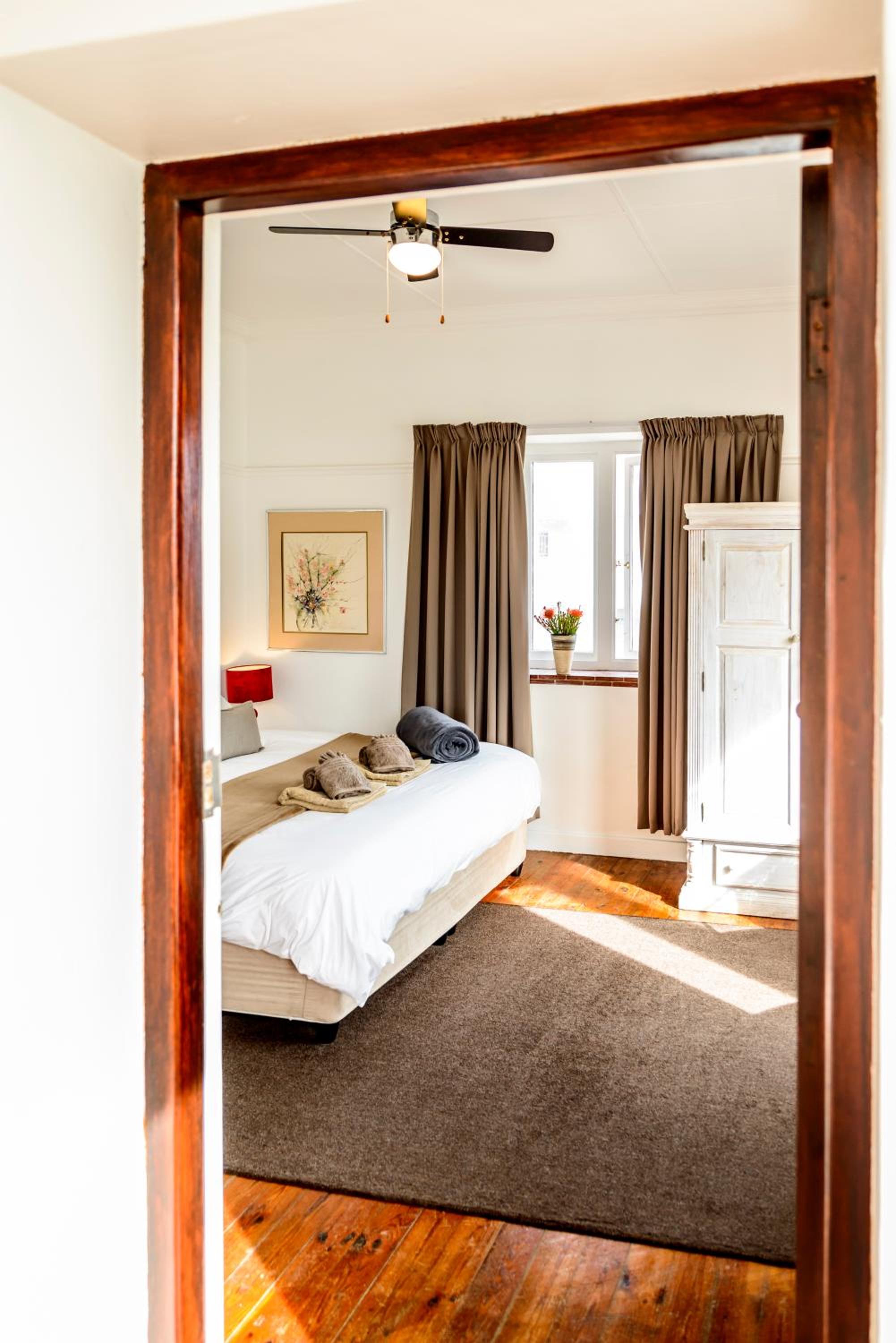 Superior King Room photo 2
