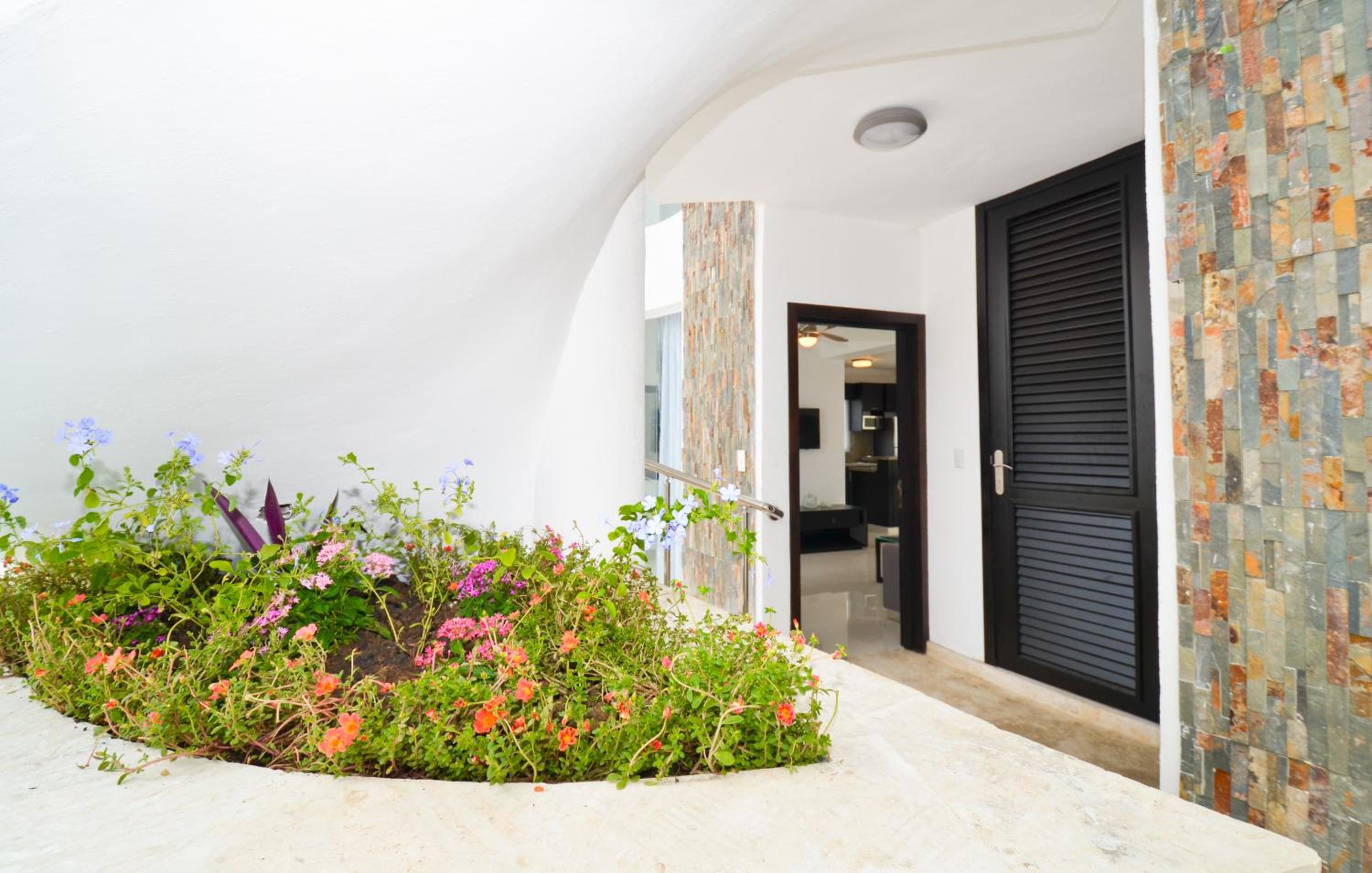 Apartment - Ground Floor photo 3