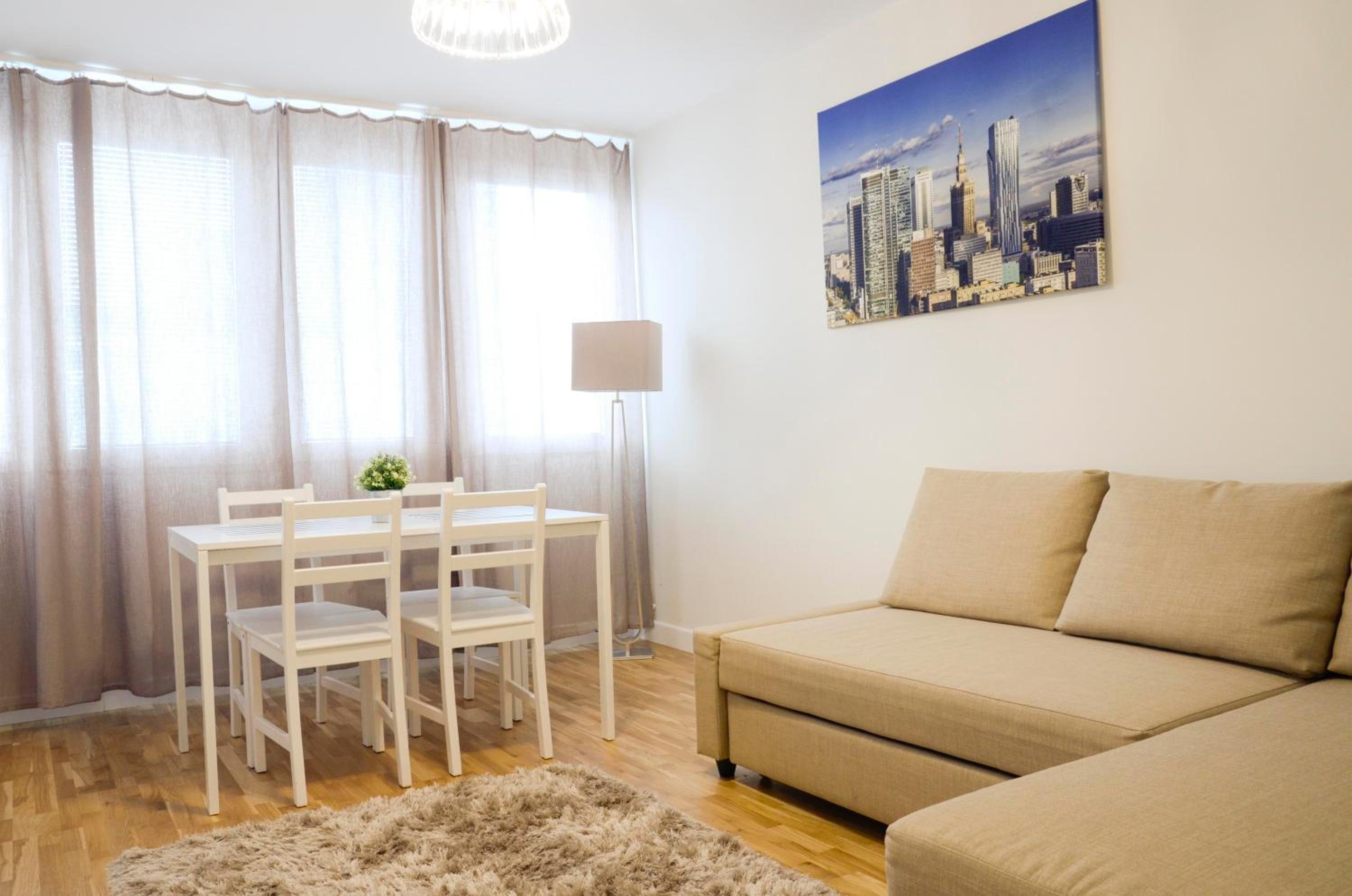 One-Bedroom Apartment with Balcony - 15th floor