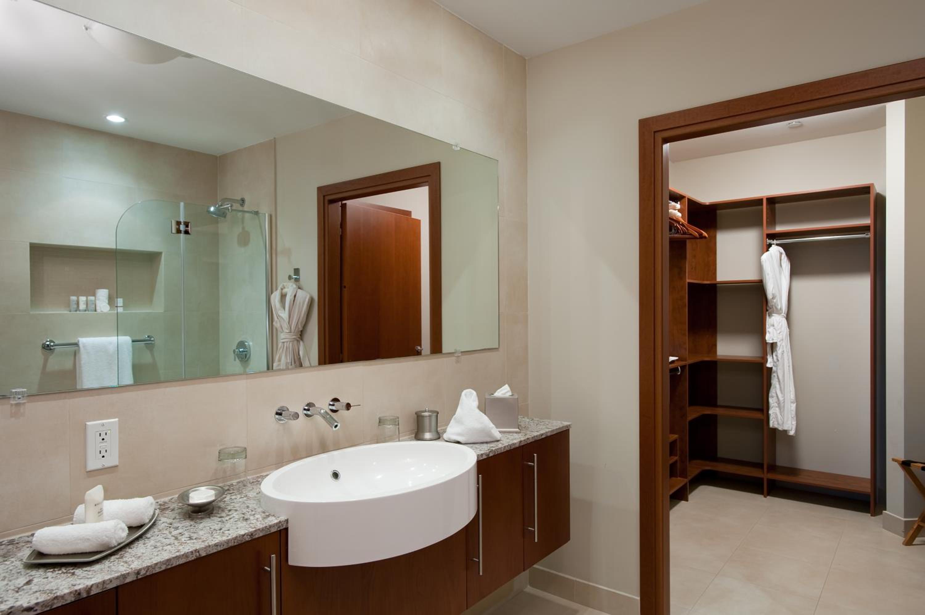 Suite Attico con Due Camere Fronte Oceano