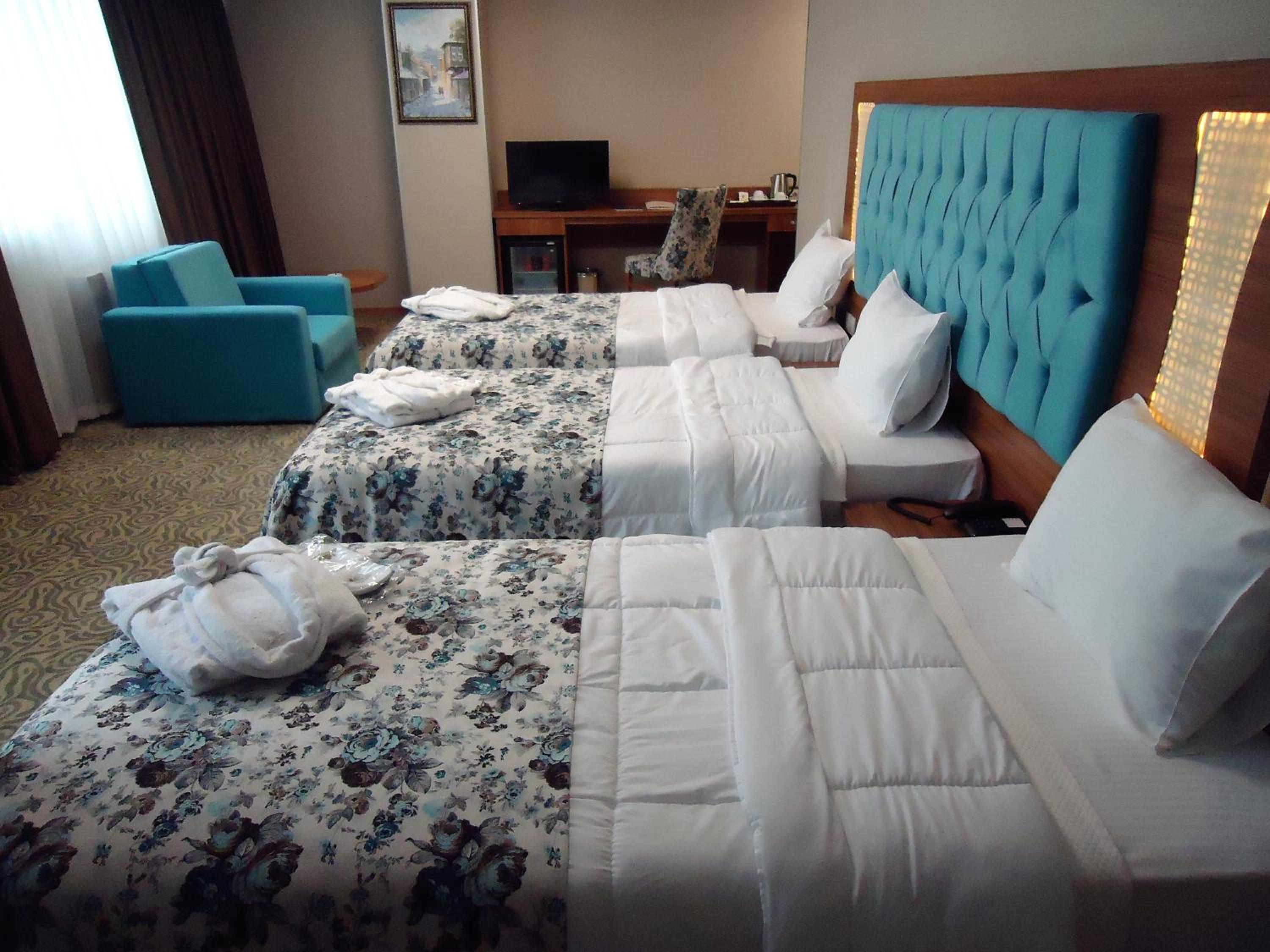 Deluxe Quadruple Room