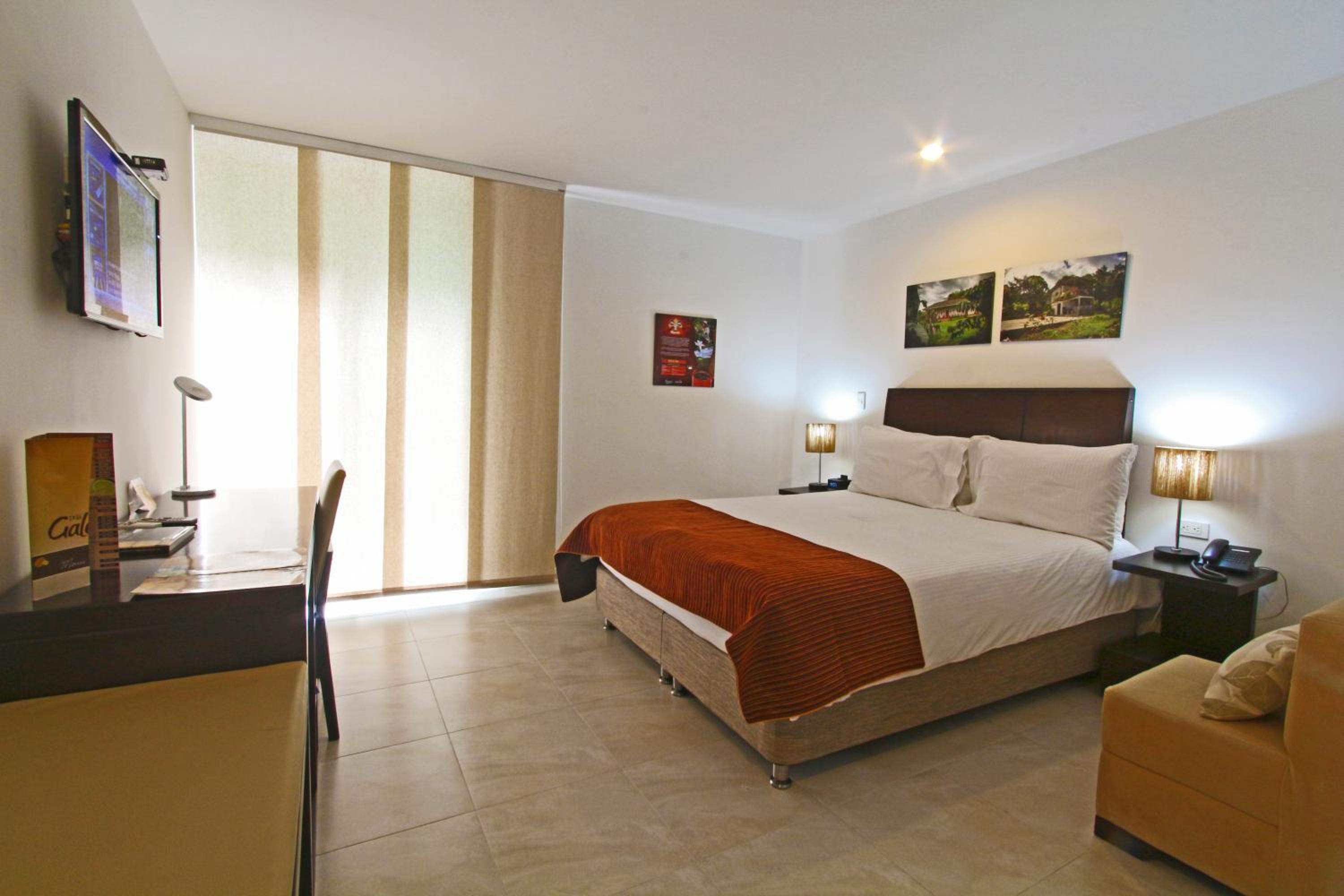 Classic Double Room with Balcony photo 1