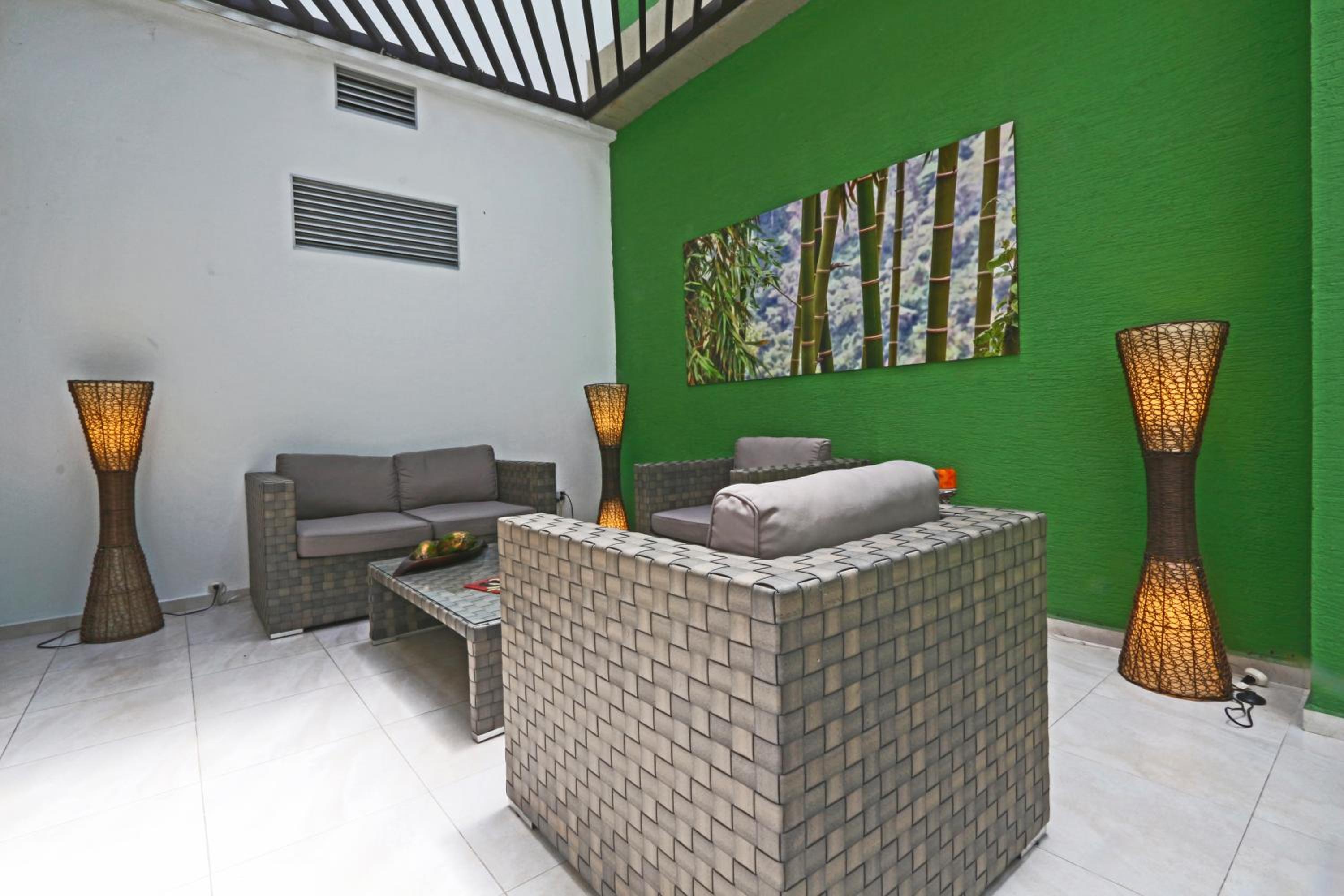 Classic Double Room with Balcony photo 2