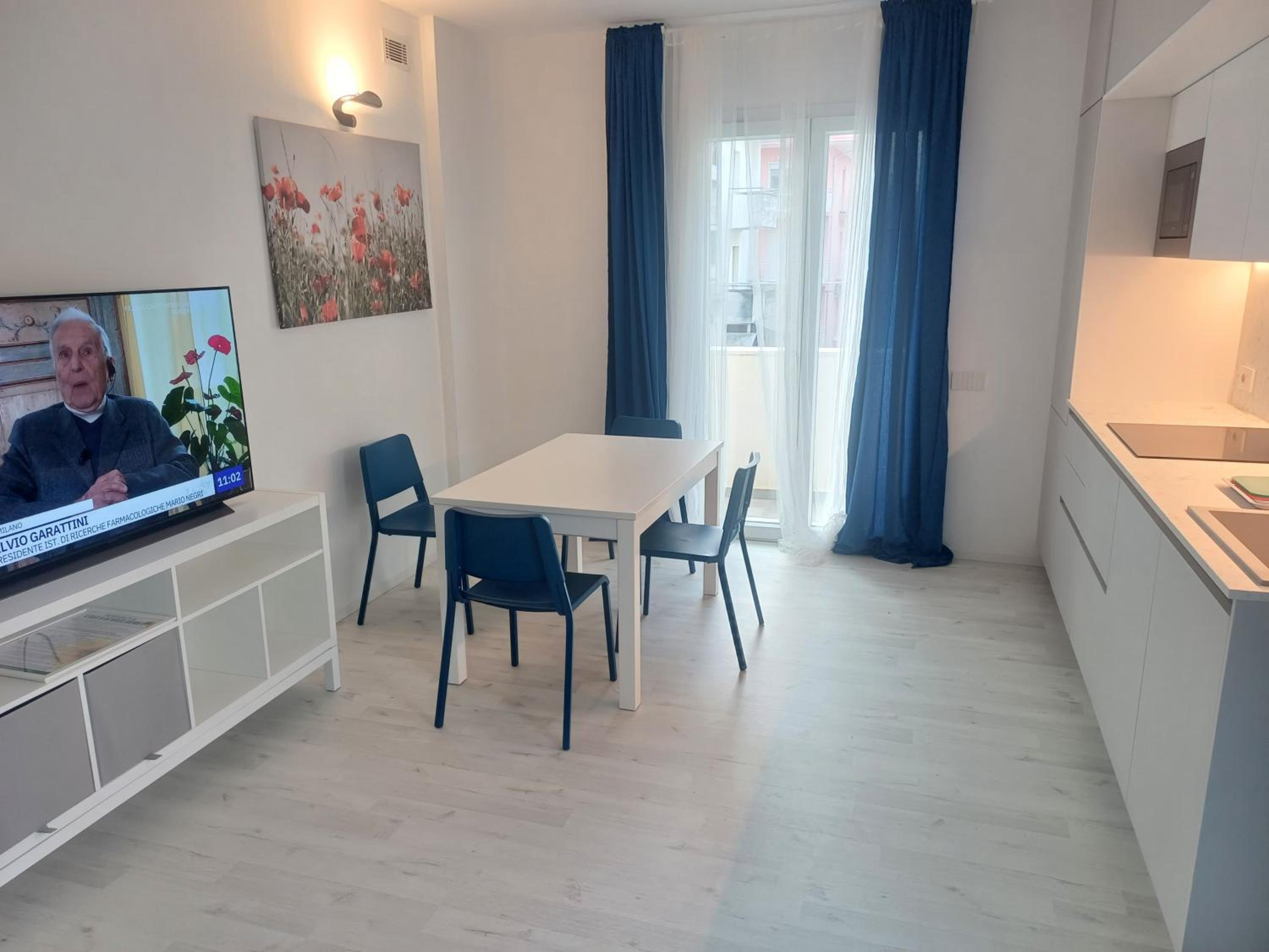 Two-Bedroom Deluxe Apartment with Balcony photo 2