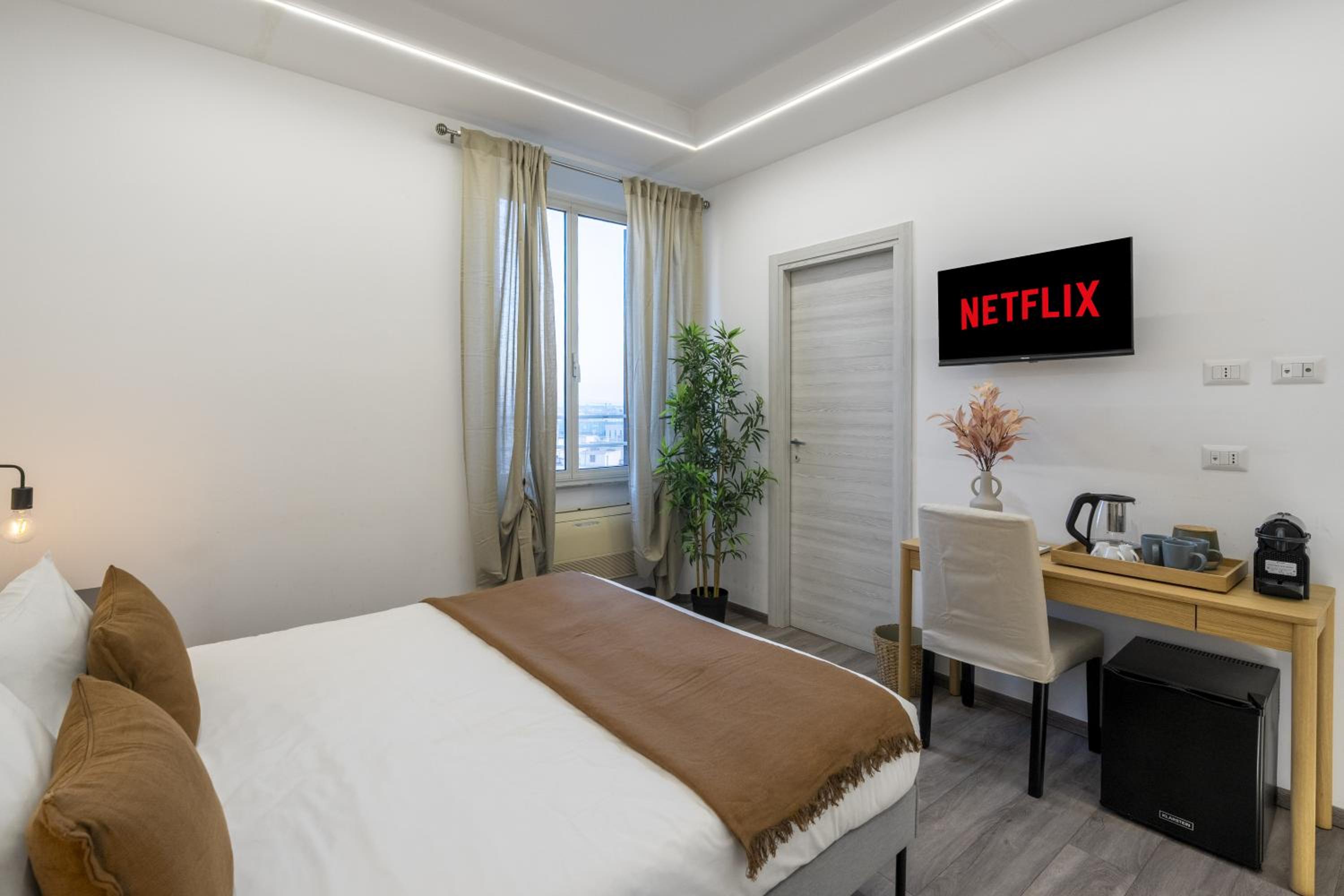 Large Double Room
