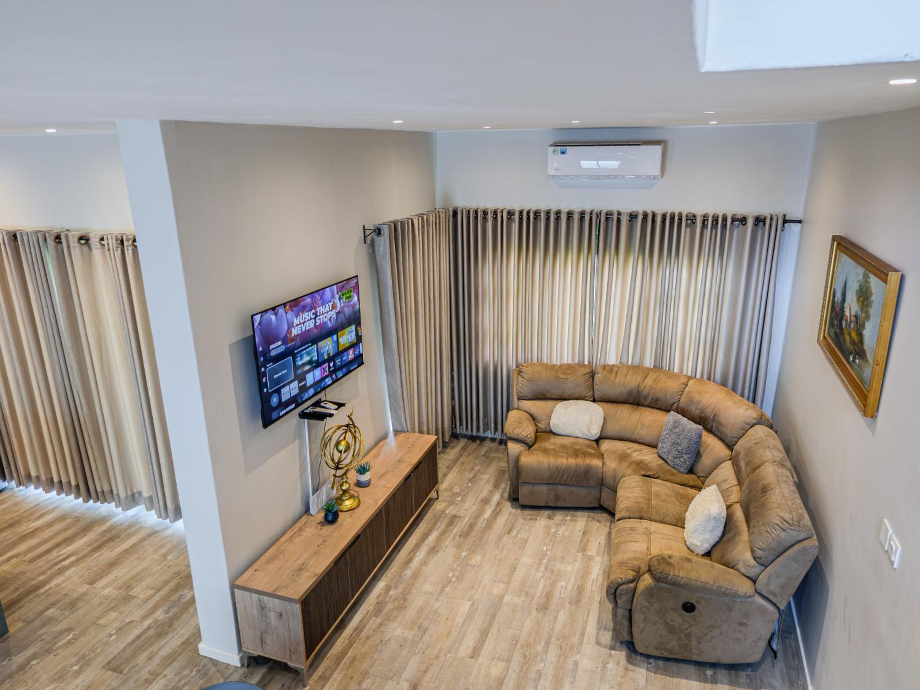 Two-Bedroom Family Apartment photo 1