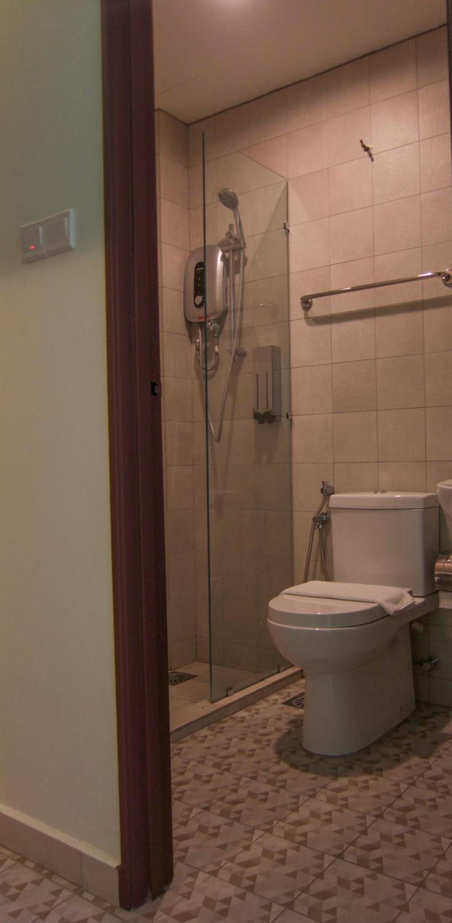 Double Room without Window photo 2