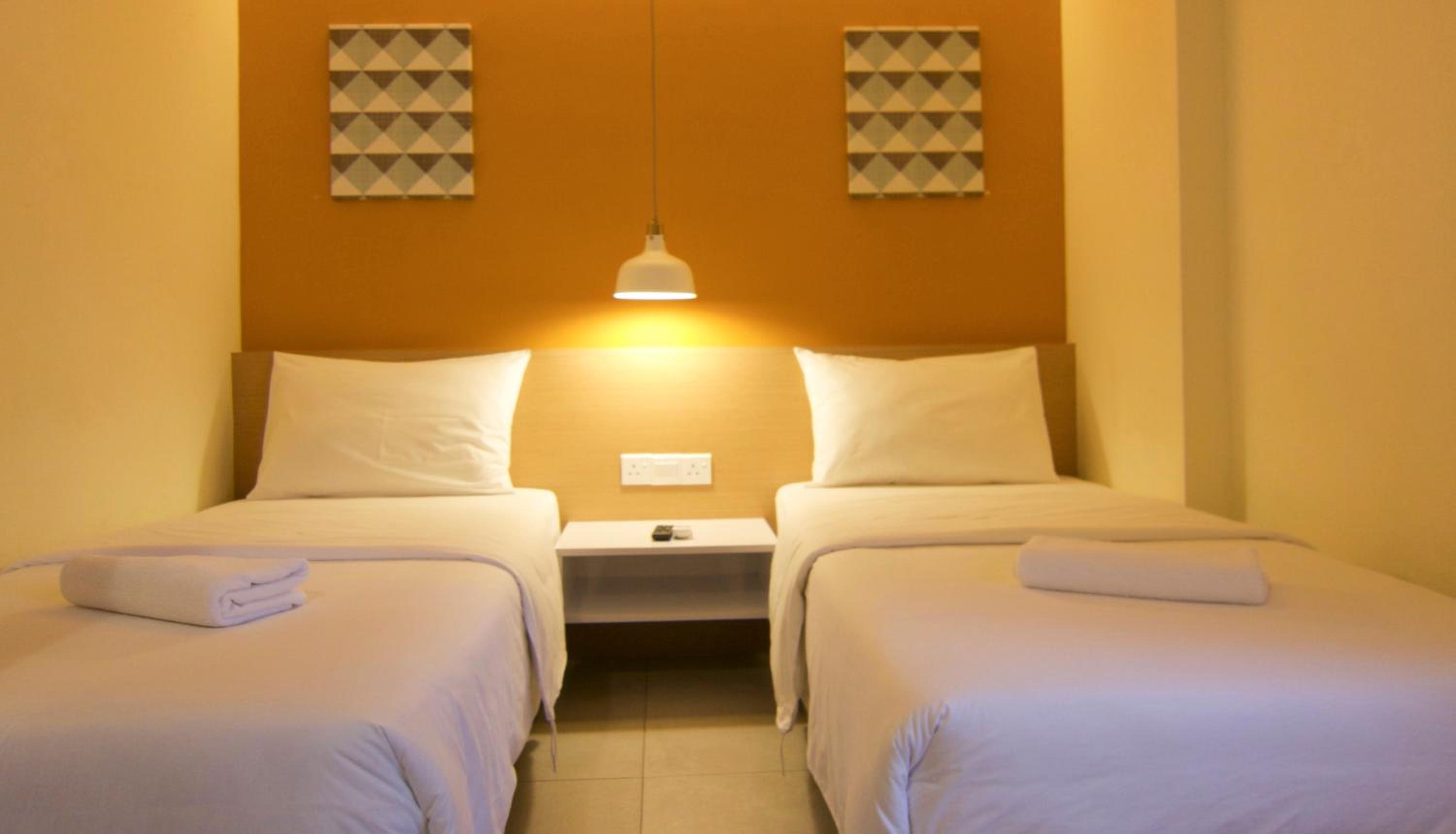 Standard Twin Room With Windows photo 2