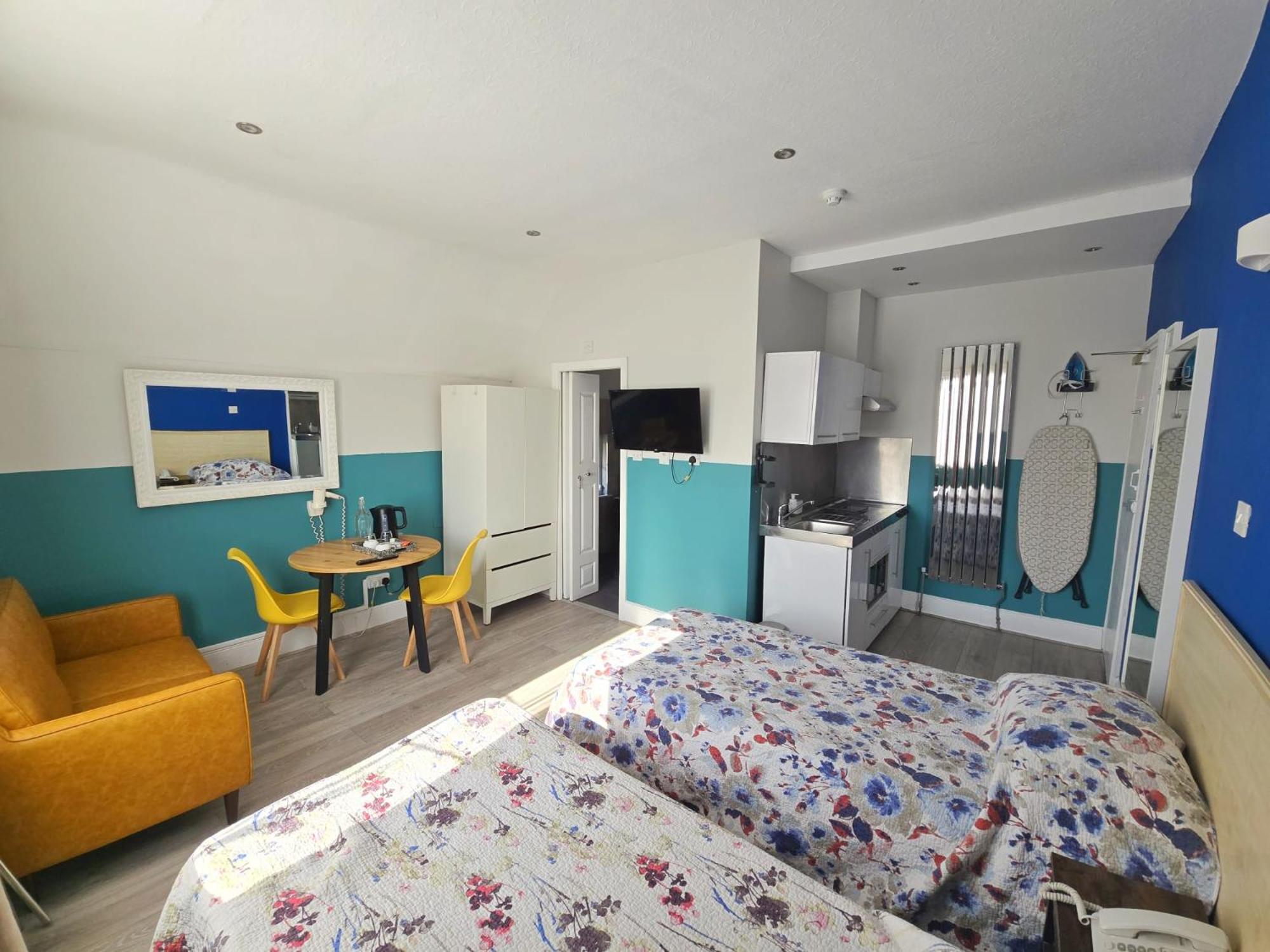 Family Room photo 2
