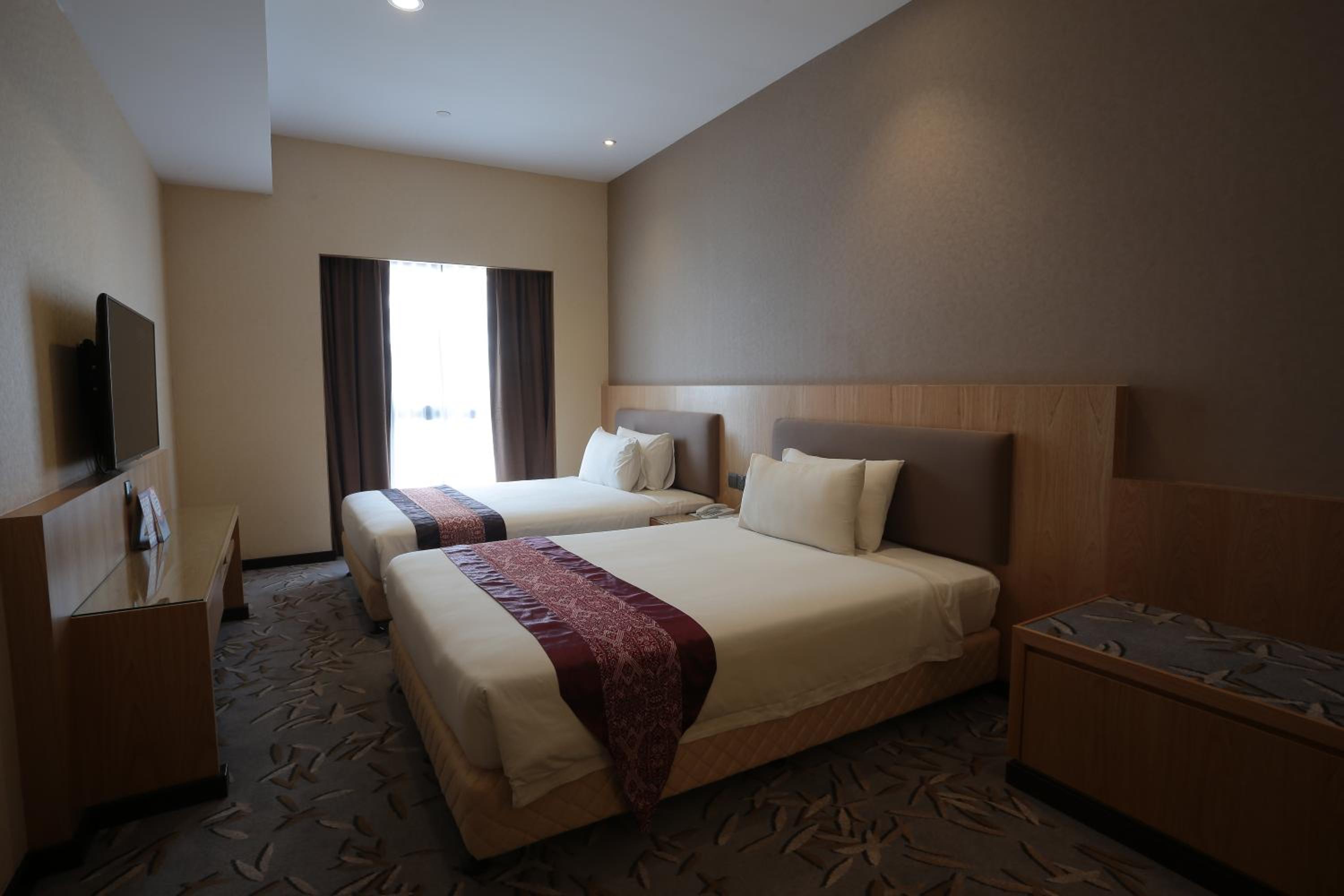 Deluxe Twin Room photo 3
