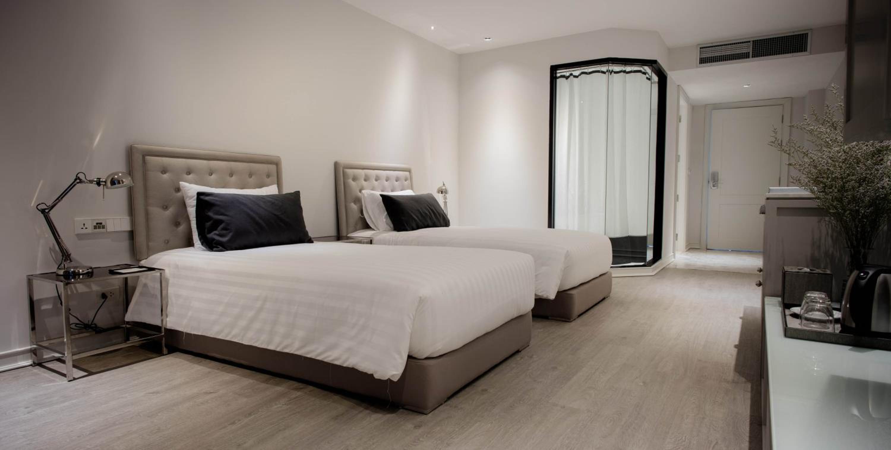 Deluxe Room - Twin Bed