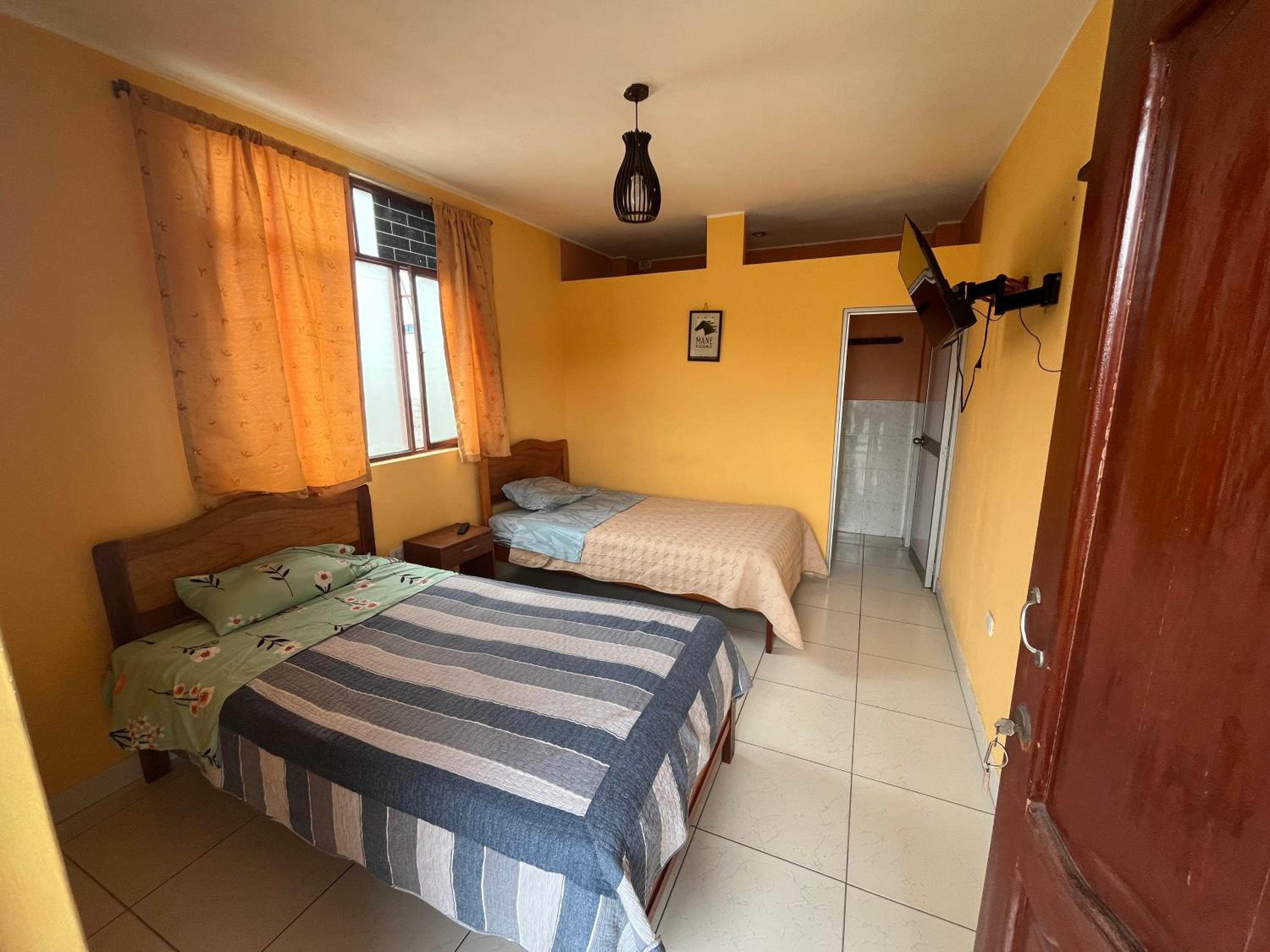 Double Room with Private Bathroom photo 3