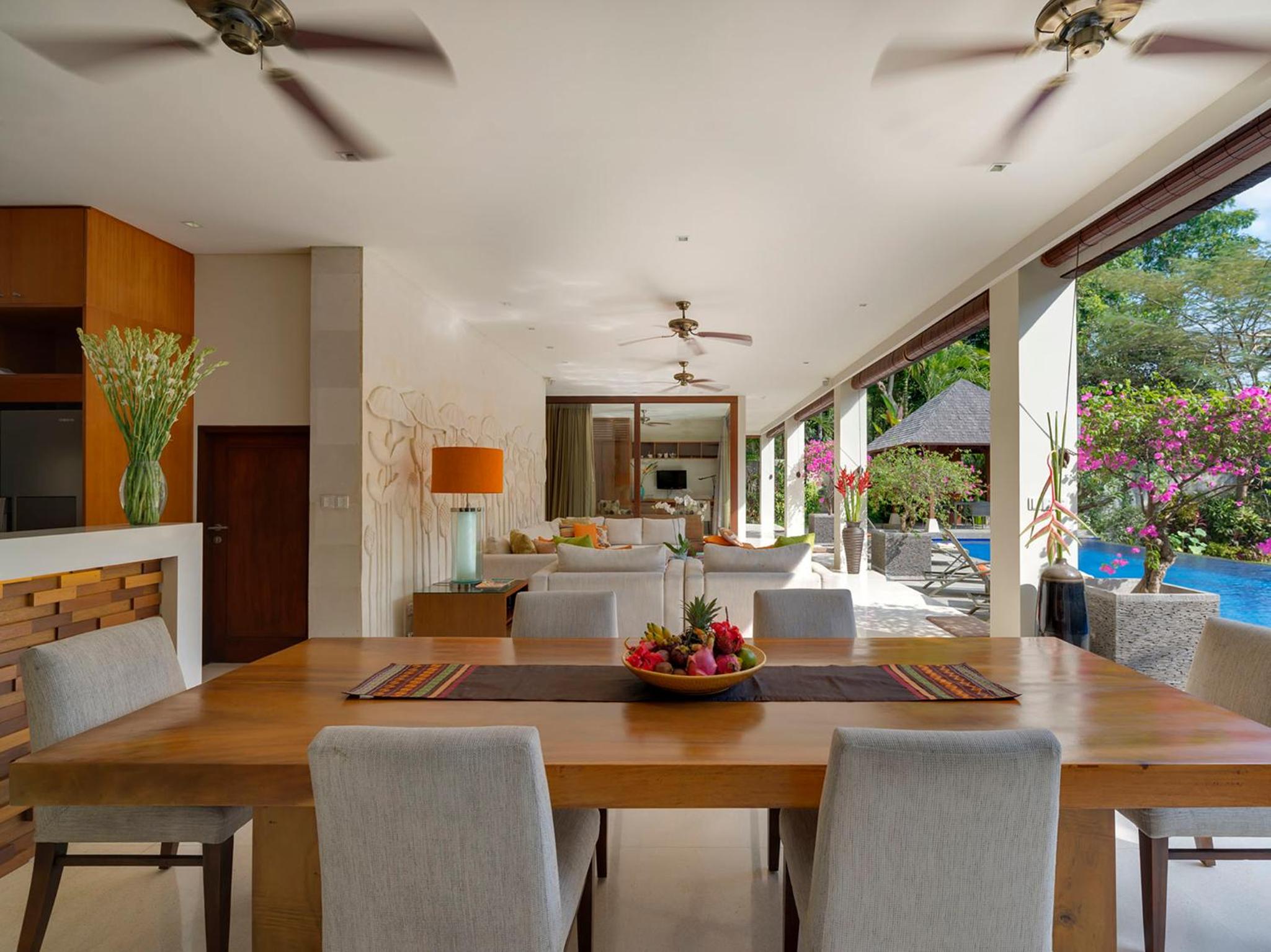 Three-Bedroom Villa with Private Pool and Garden View with Free Benefit - Photo 5