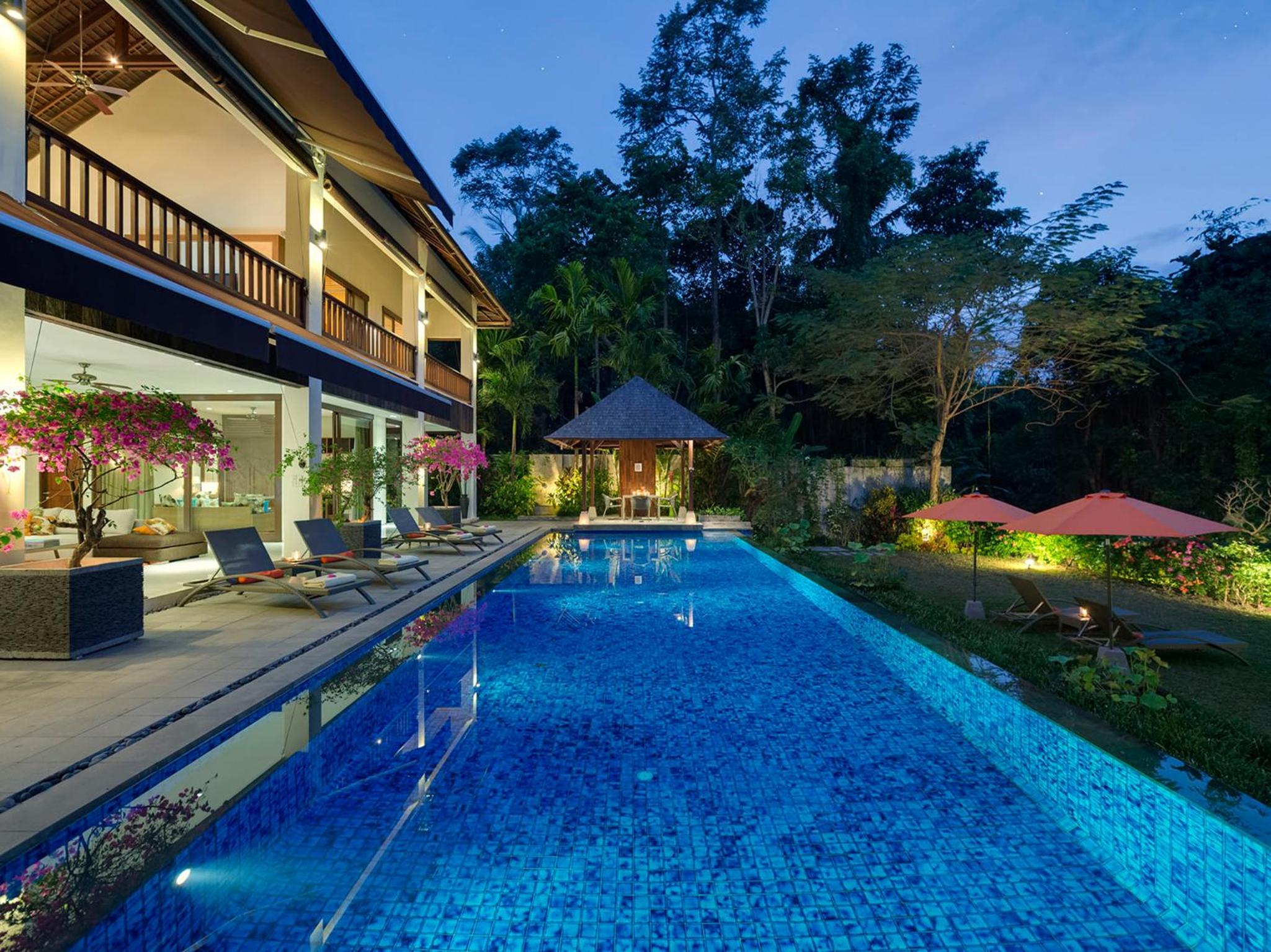 Three-Bedroom Villa with Private Pool and Garden View with Free Benefit - Photo 37