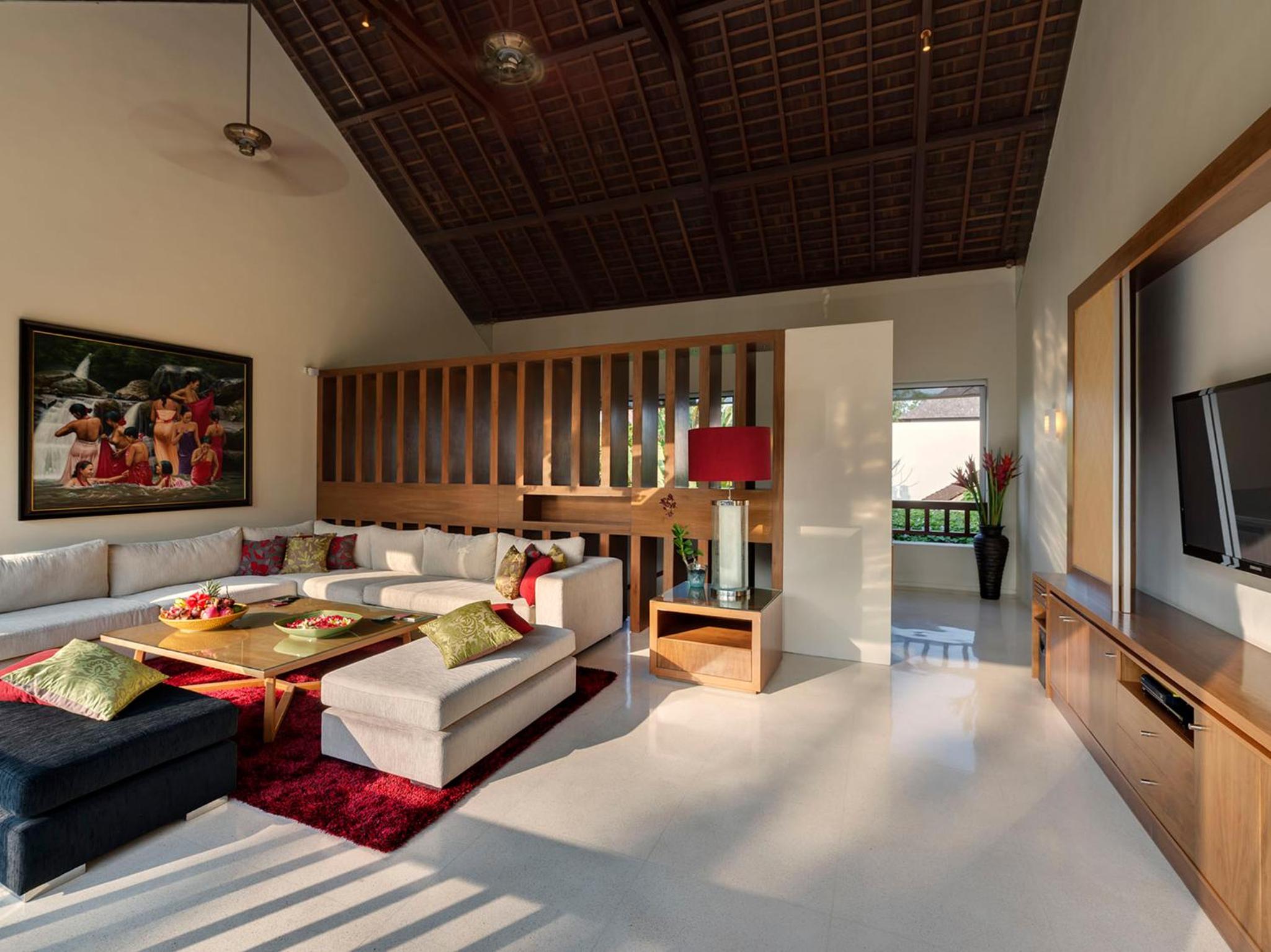 Three-Bedroom Villa with Private Pool and Garden View with Free Benefit - Photo 9