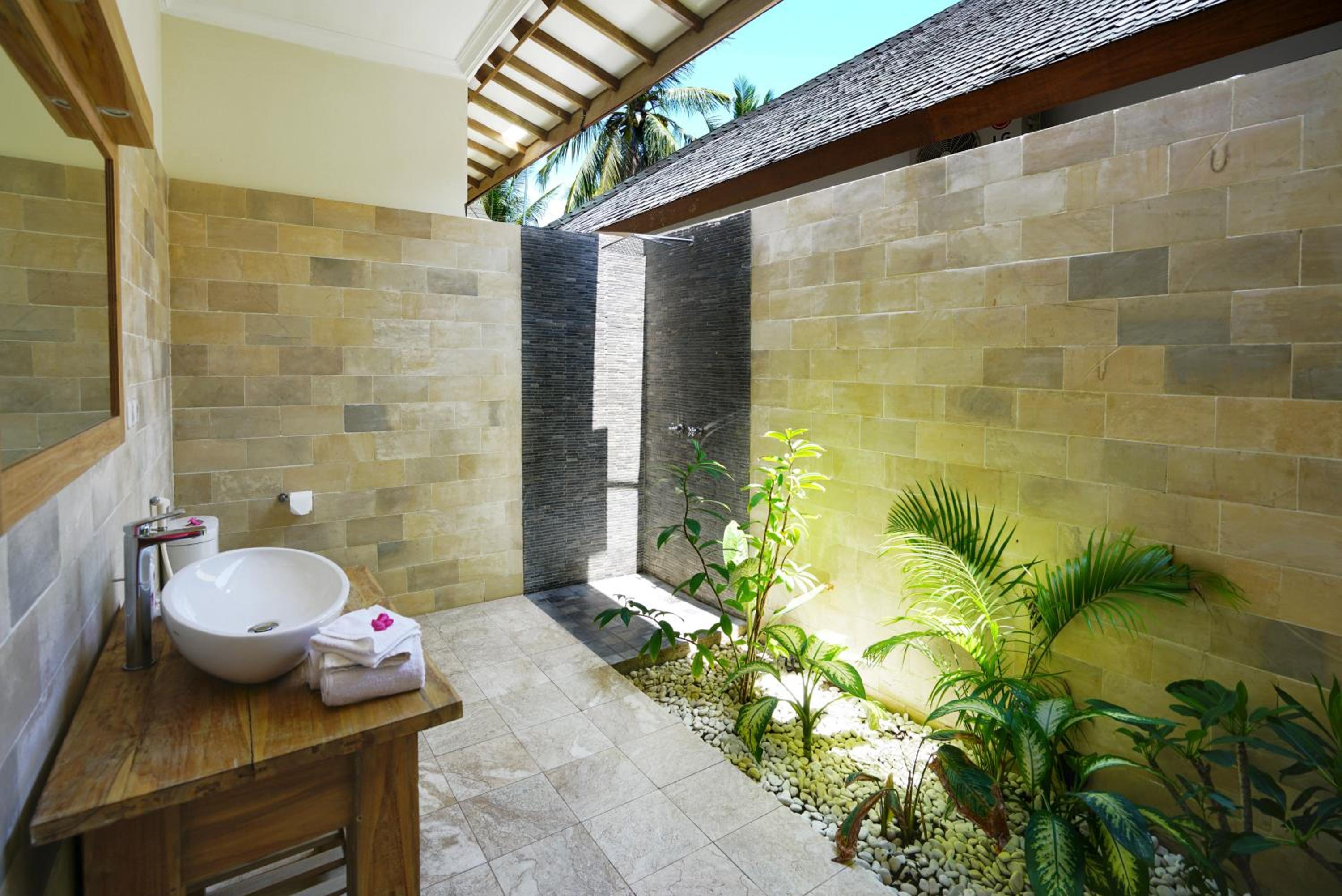 Villa with Private Pool - Photo 21