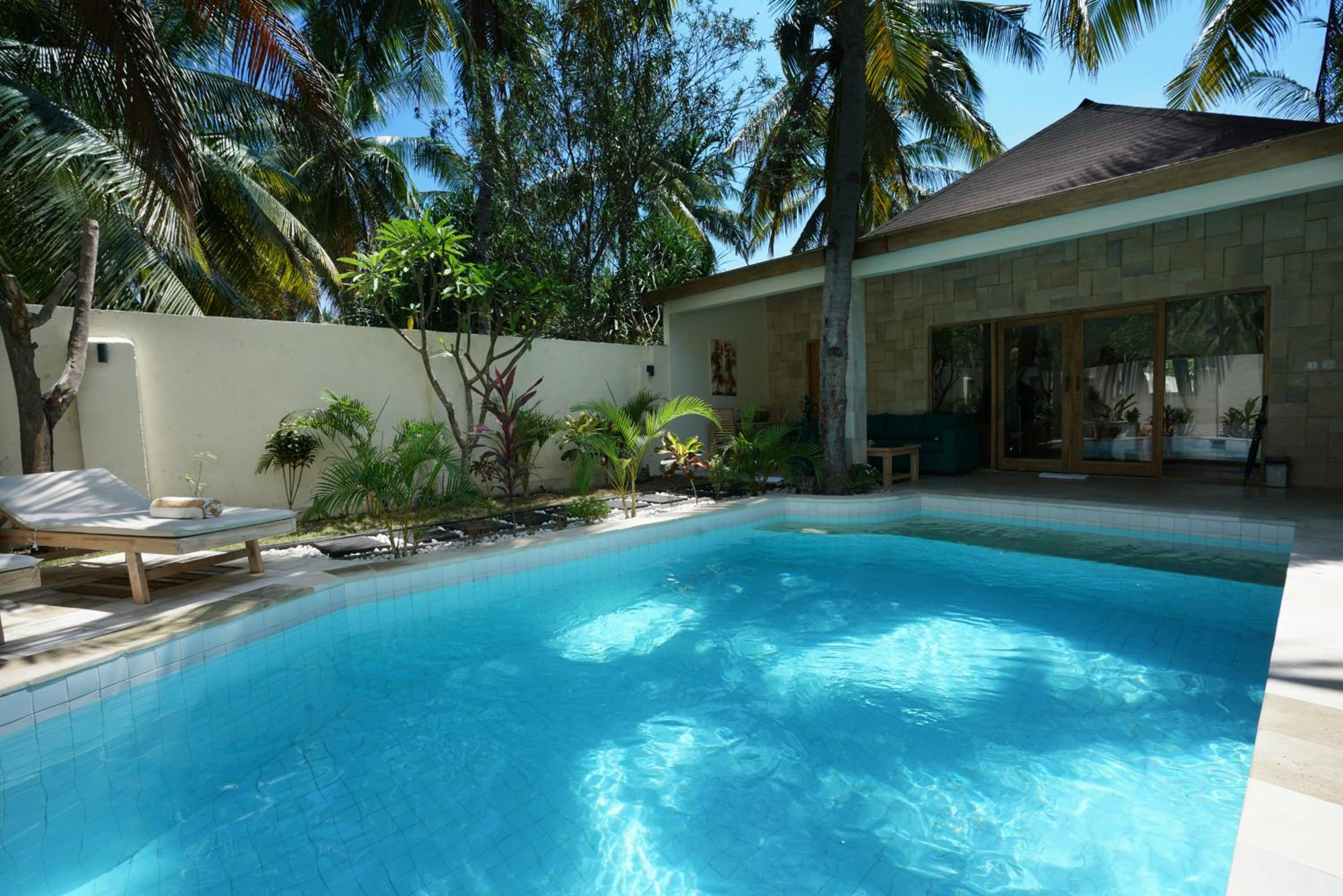 Villa with Private Pool - Photo 10