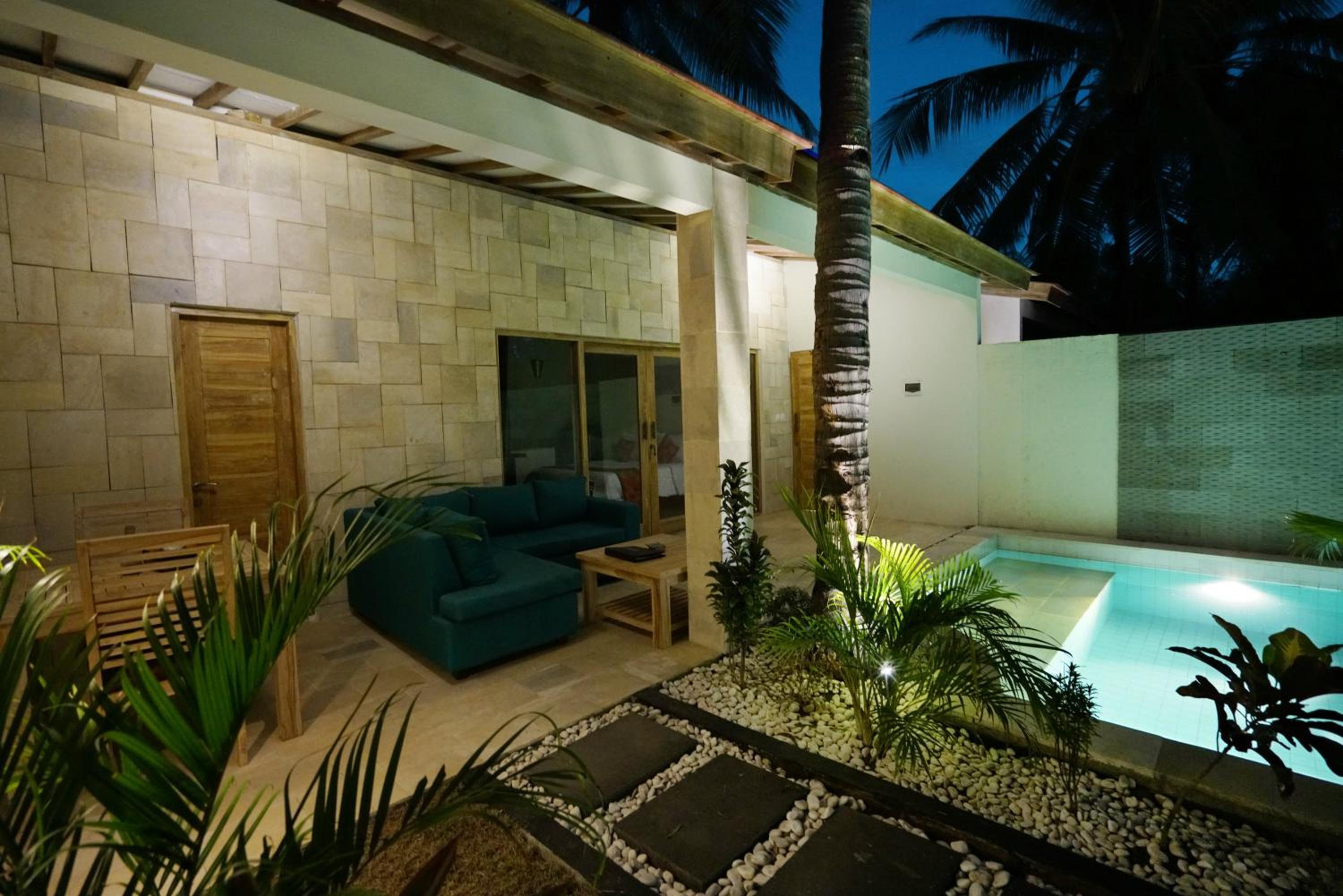 Villa with Private Pool - Photo 13