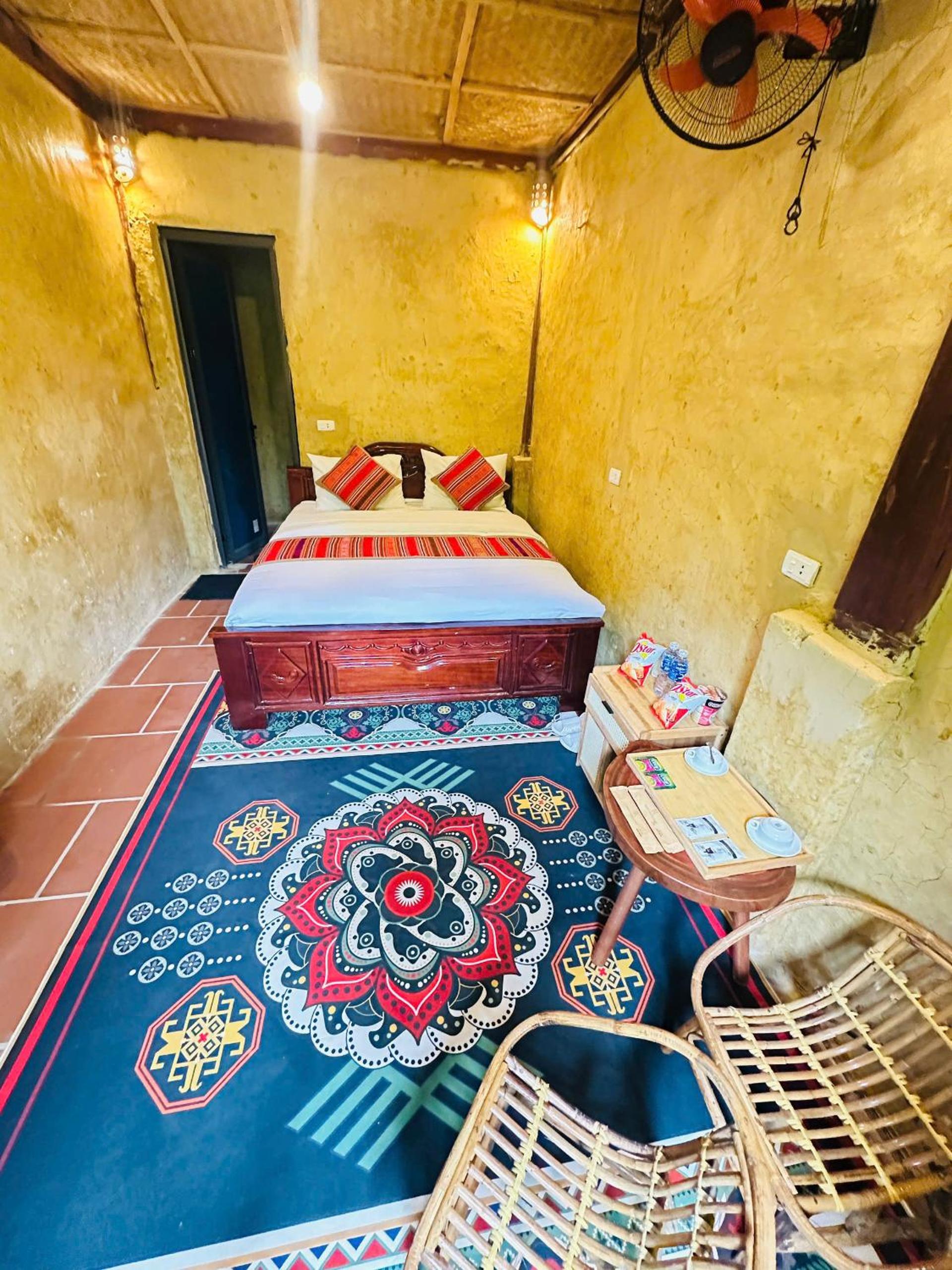 Standard Double Room with Shared Bathroom photo 2