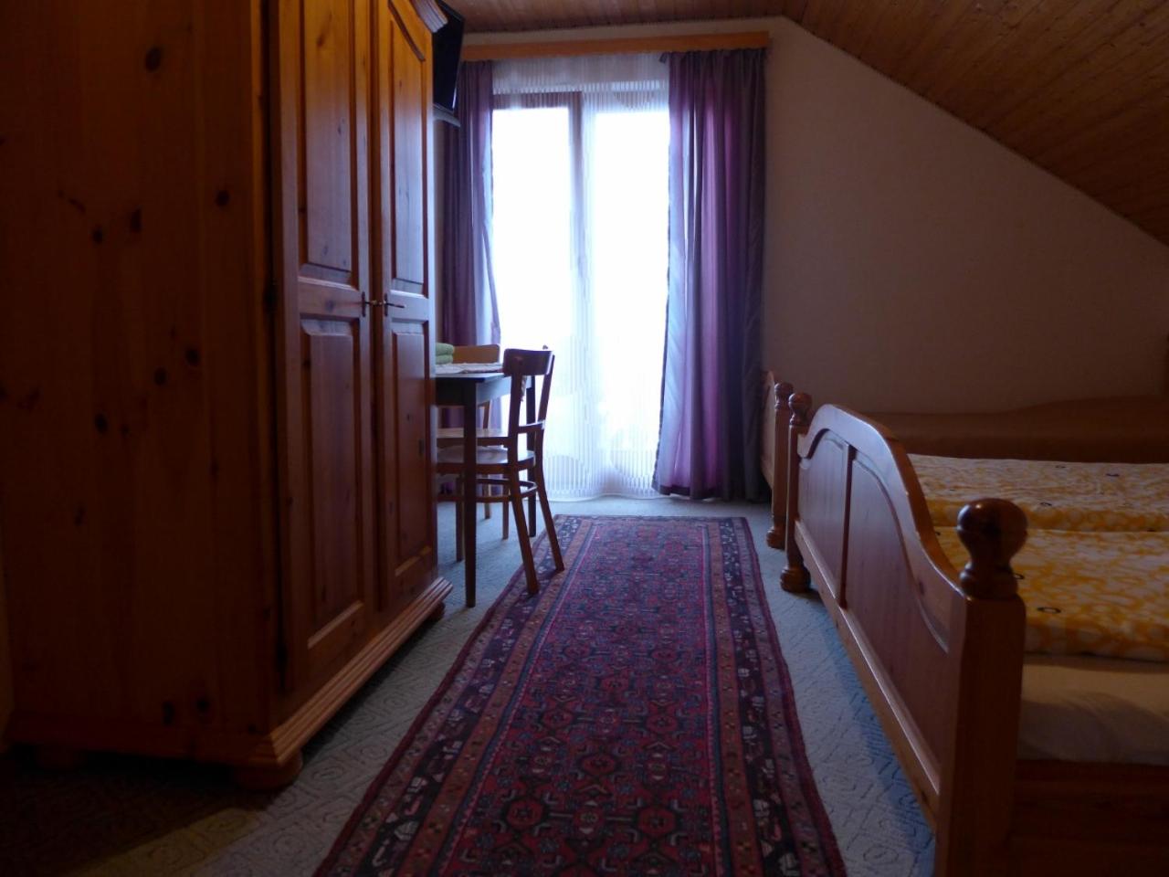 Triple Room photo 3