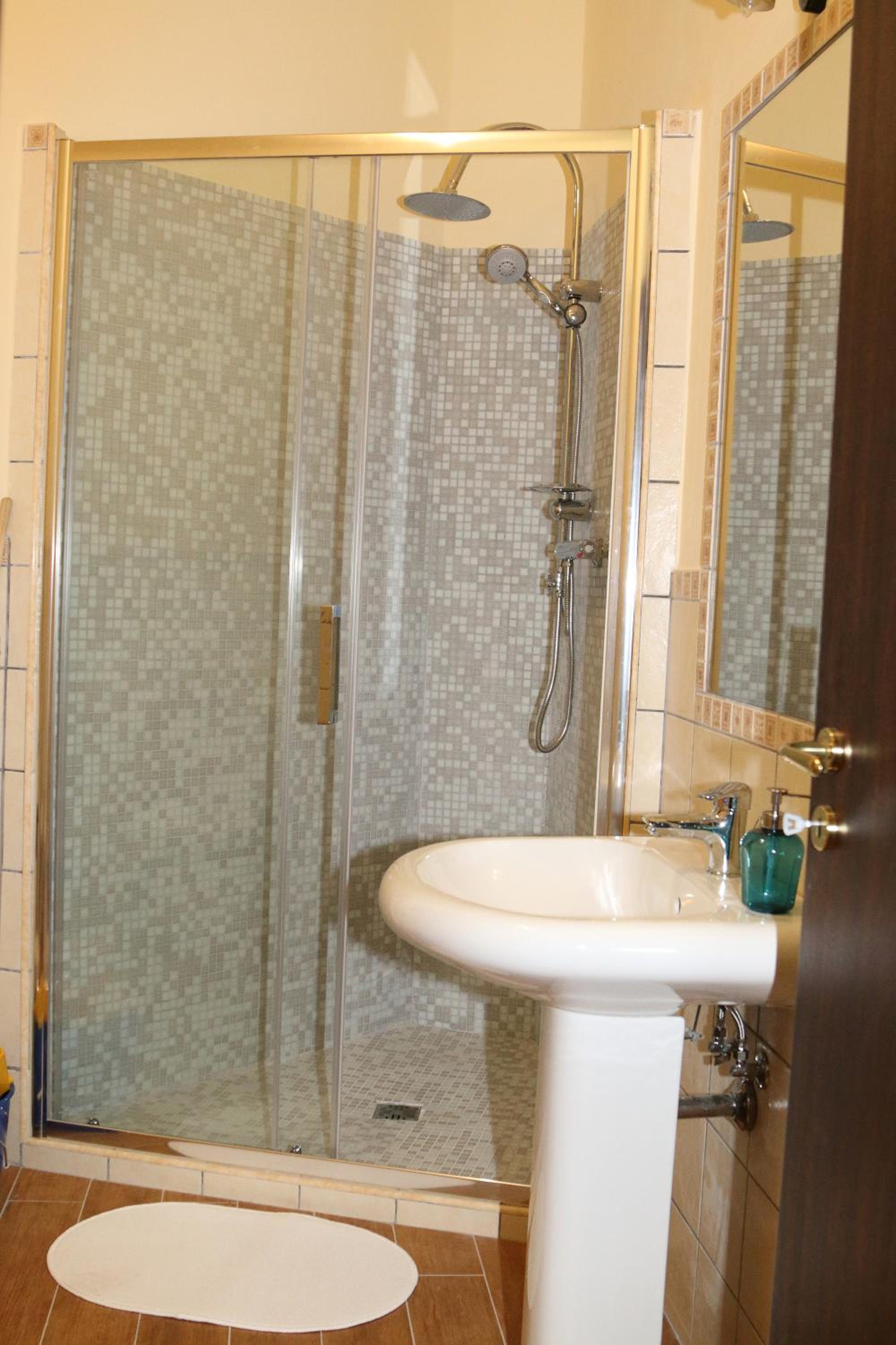 Triple Room With Private Bathroom photo 2