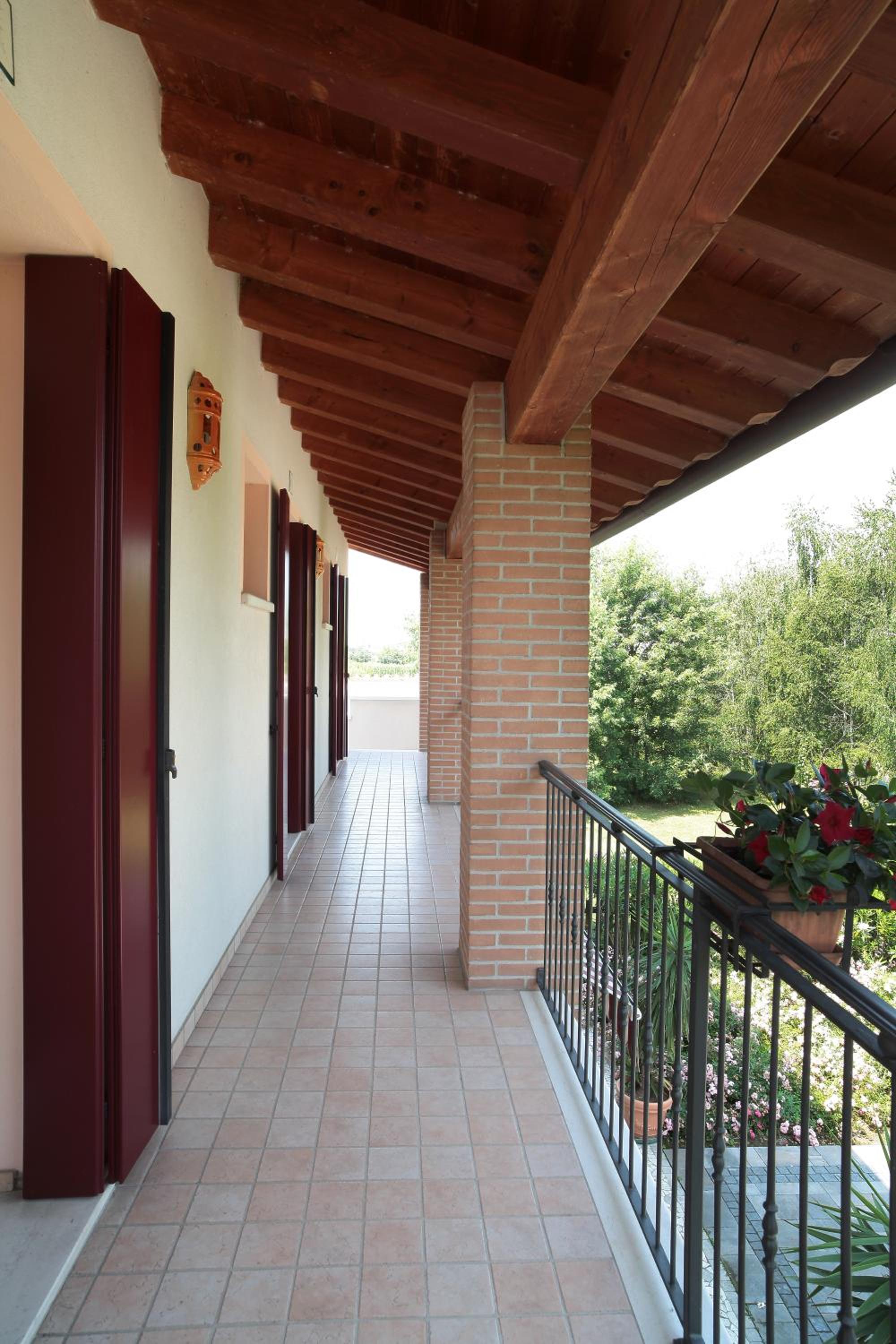 Double or Twin Room with Garden View photo 2