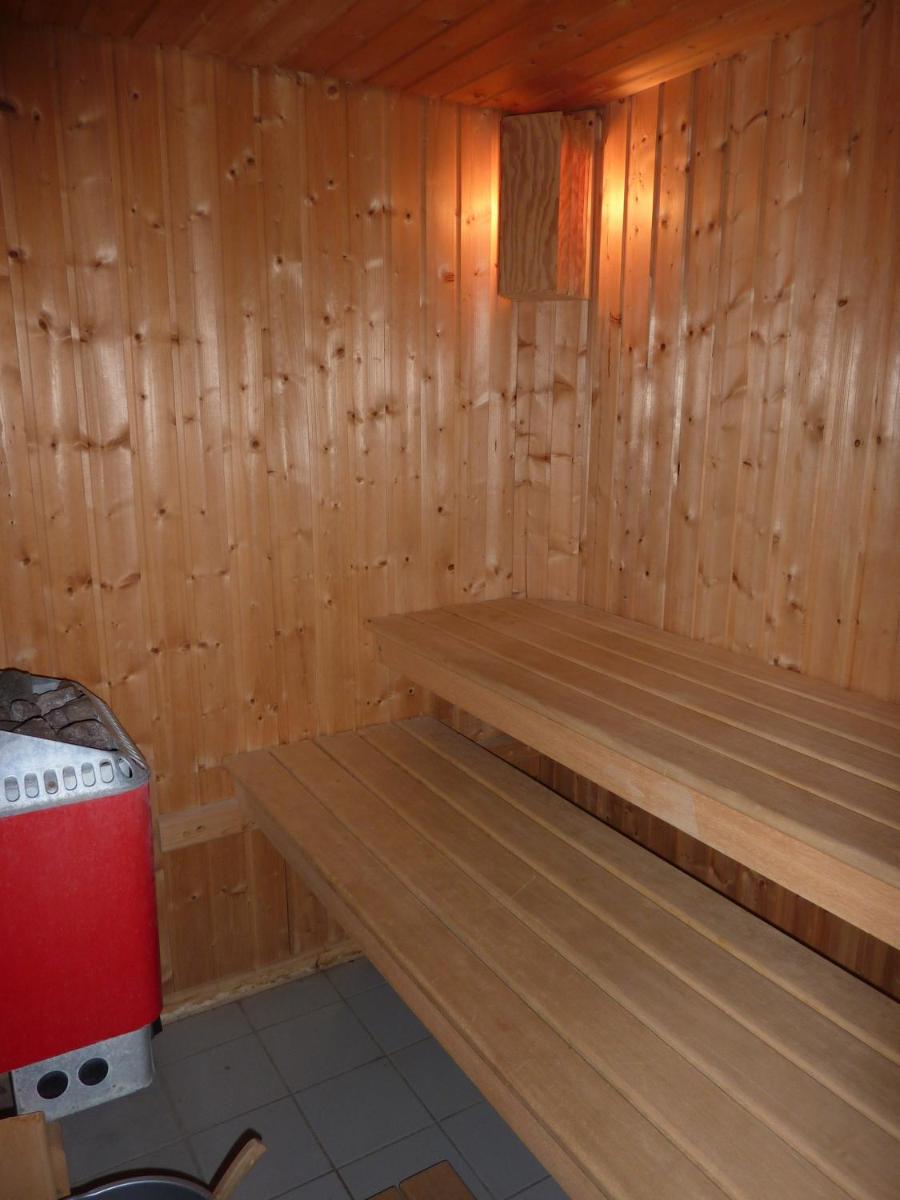 Apartment with Sauna photo 2