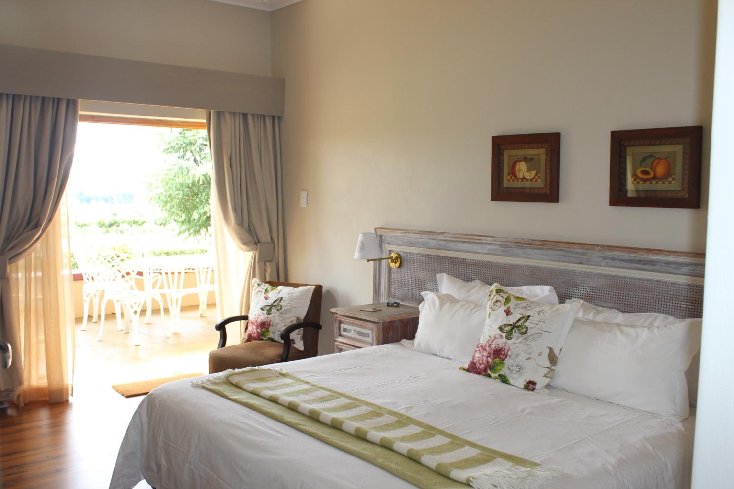 Quadruple Room - Photo 4