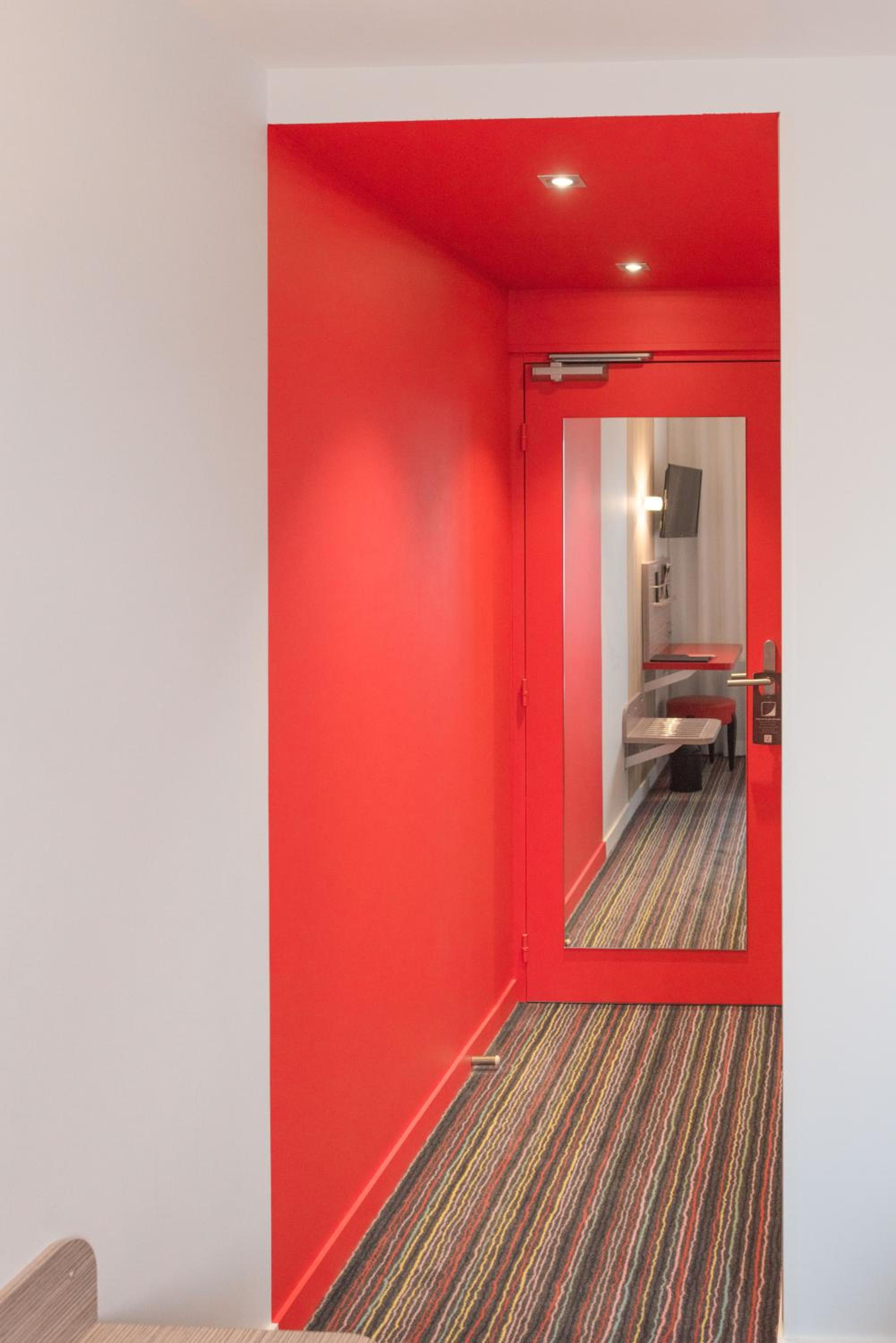 Standard Double Room - Photo 6