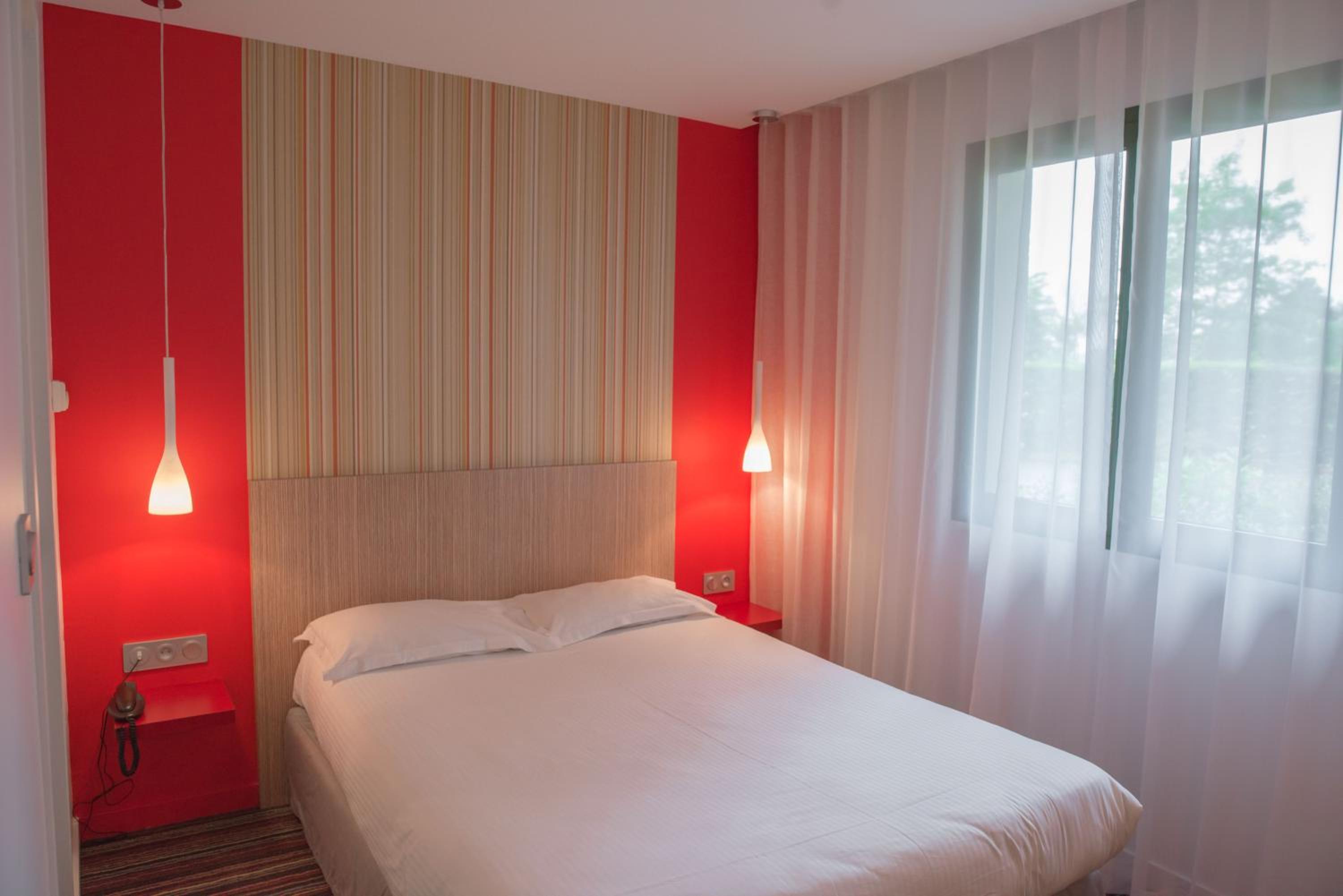 Standard Double Room - Photo 3